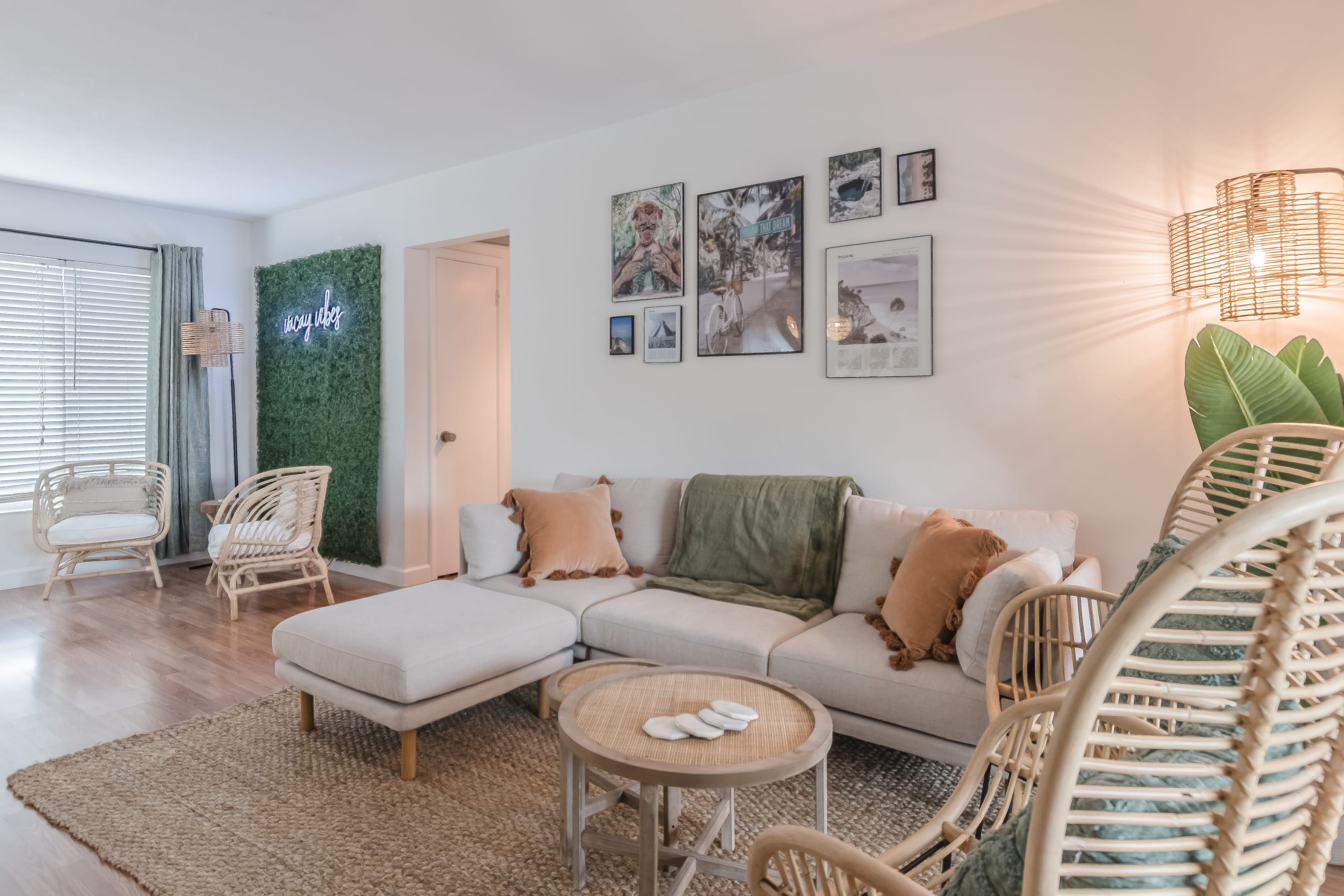 Bright living room w/ comfy seating and soft light for easy lounging
