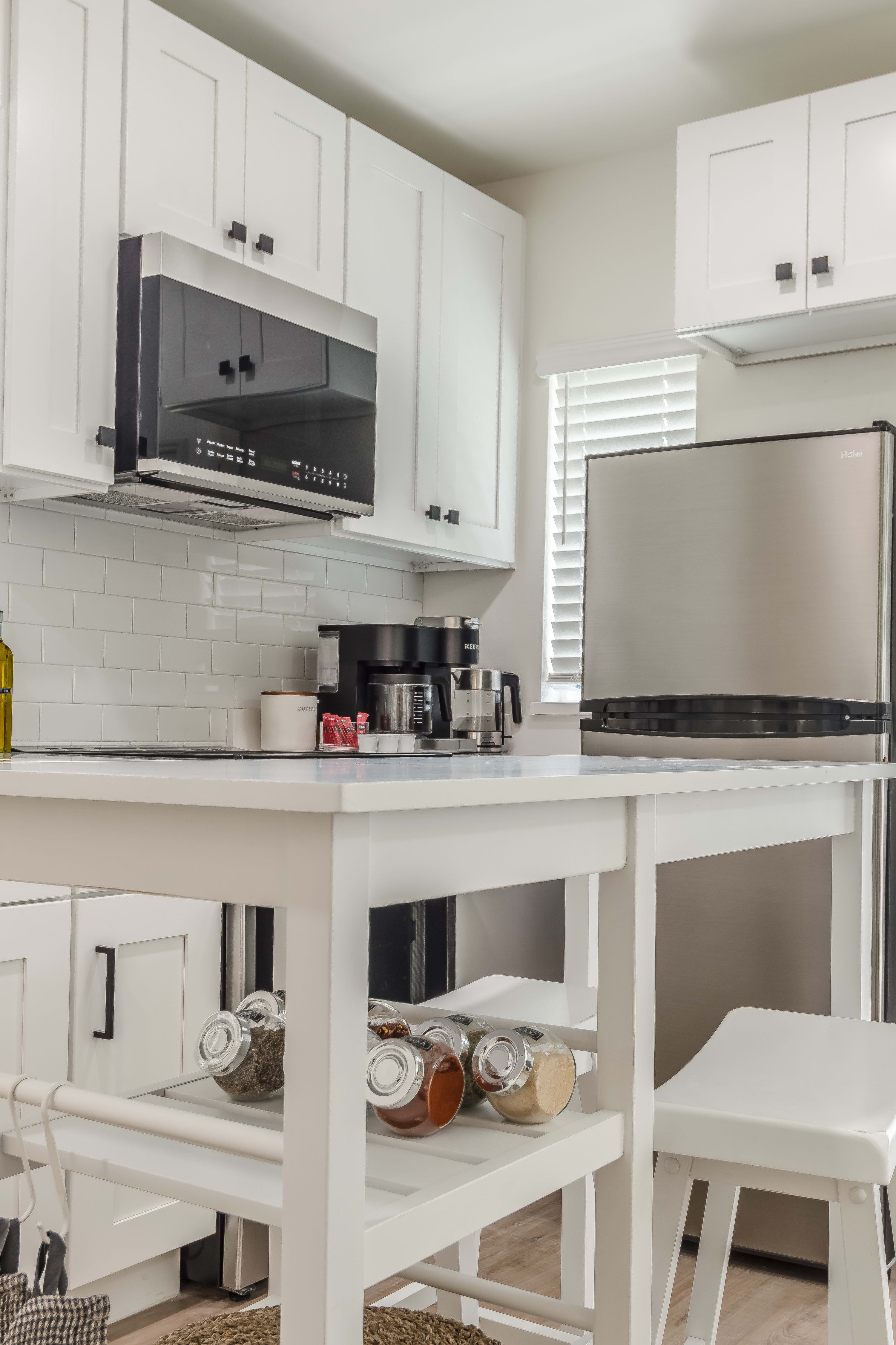 Luxury Tiny Home -2 MI to DT Orlando & Winter Park