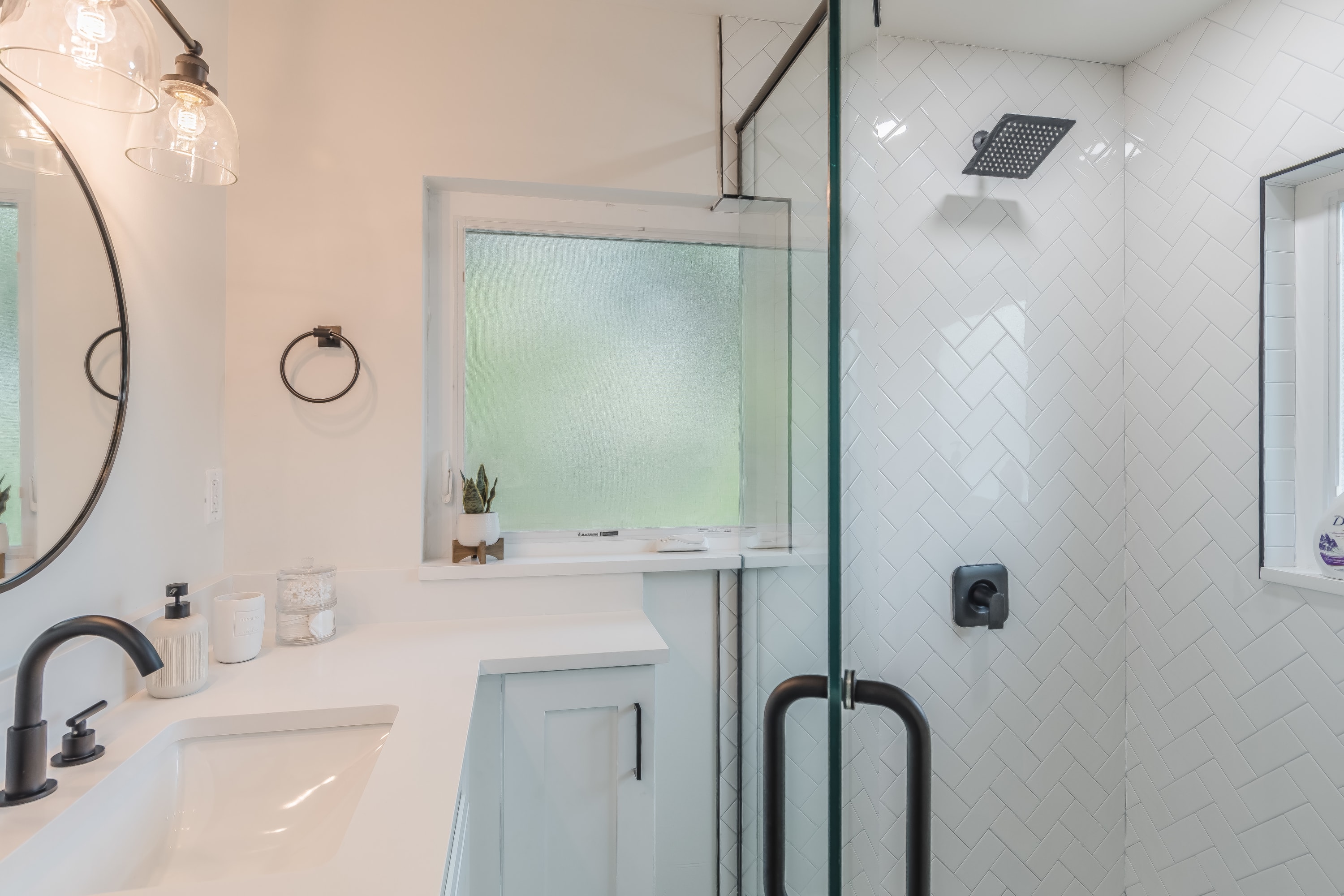 Luxury Tiny Home -2 MI to DT Orlando & Winter Park