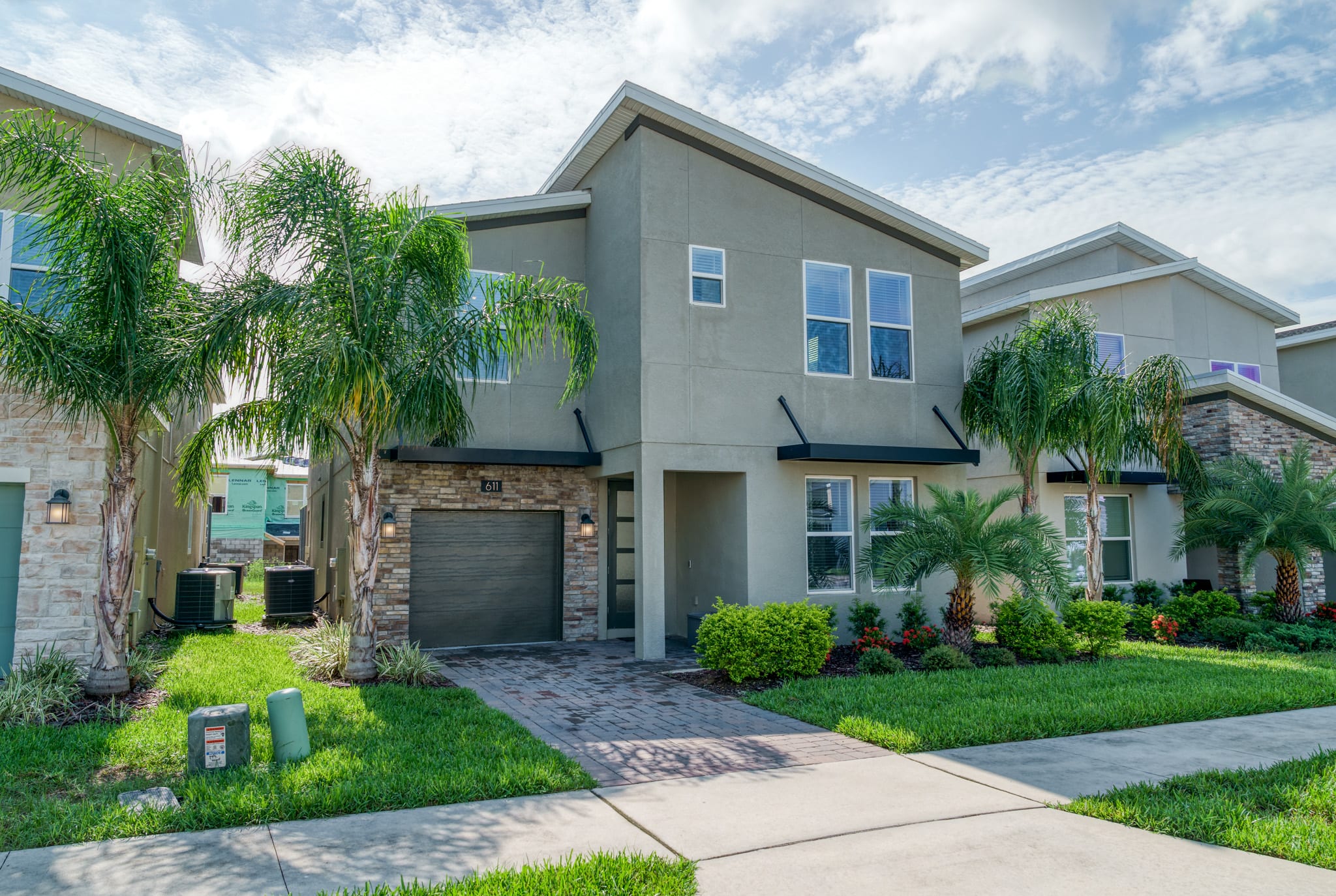 Family villa w/pool & game room