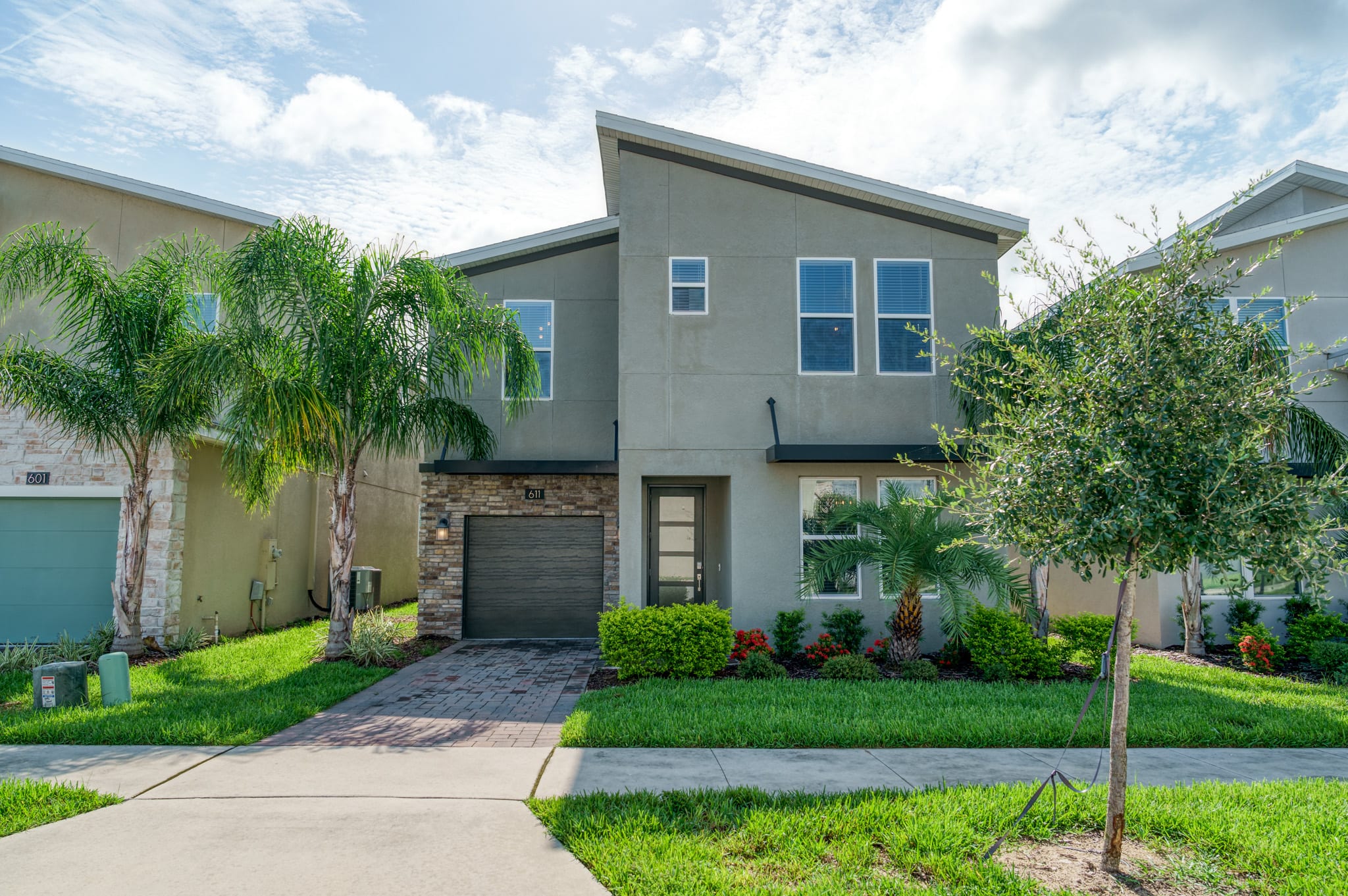 Family villa w/pool & game room