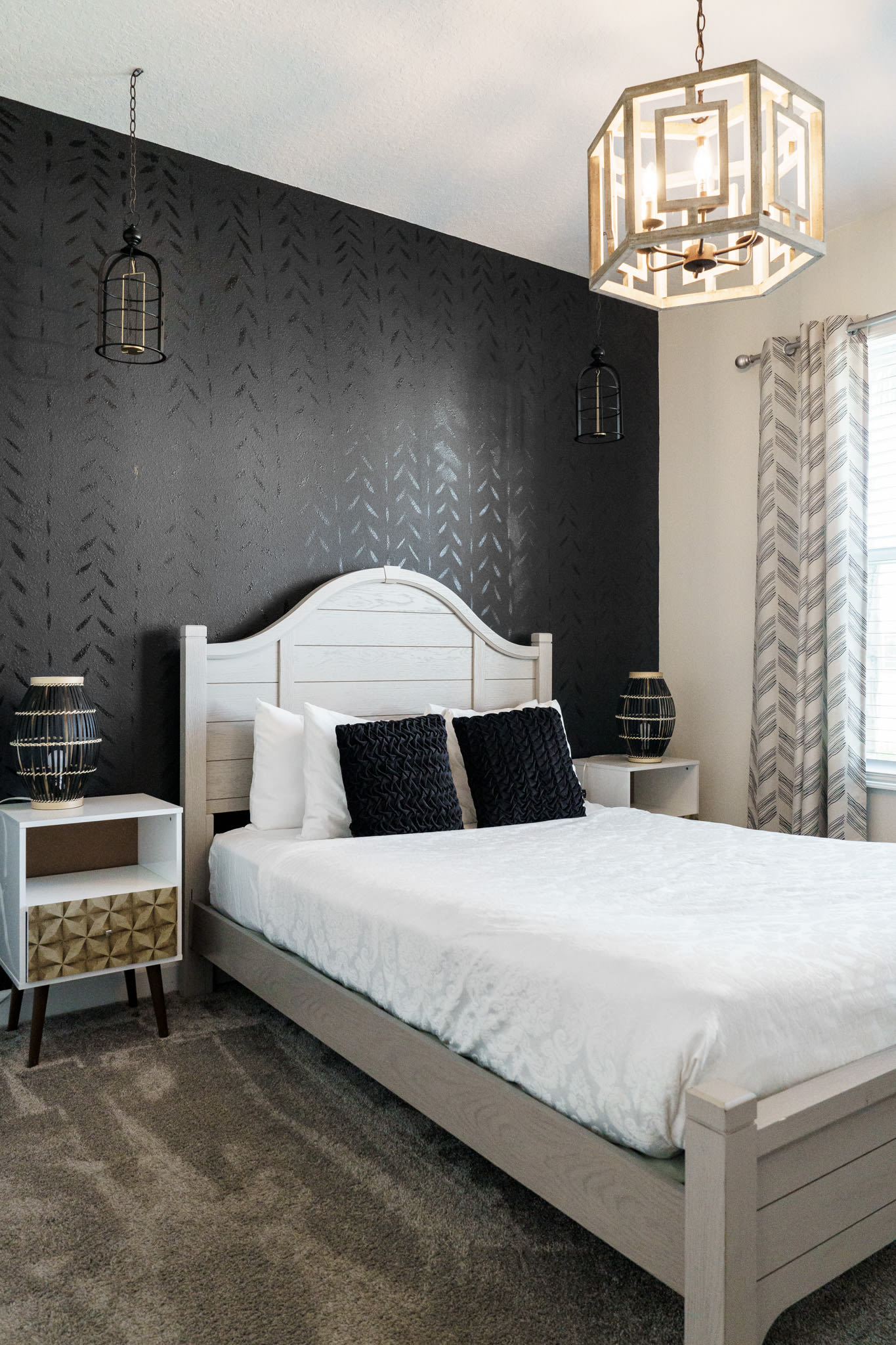 Family villa w/pool & game room