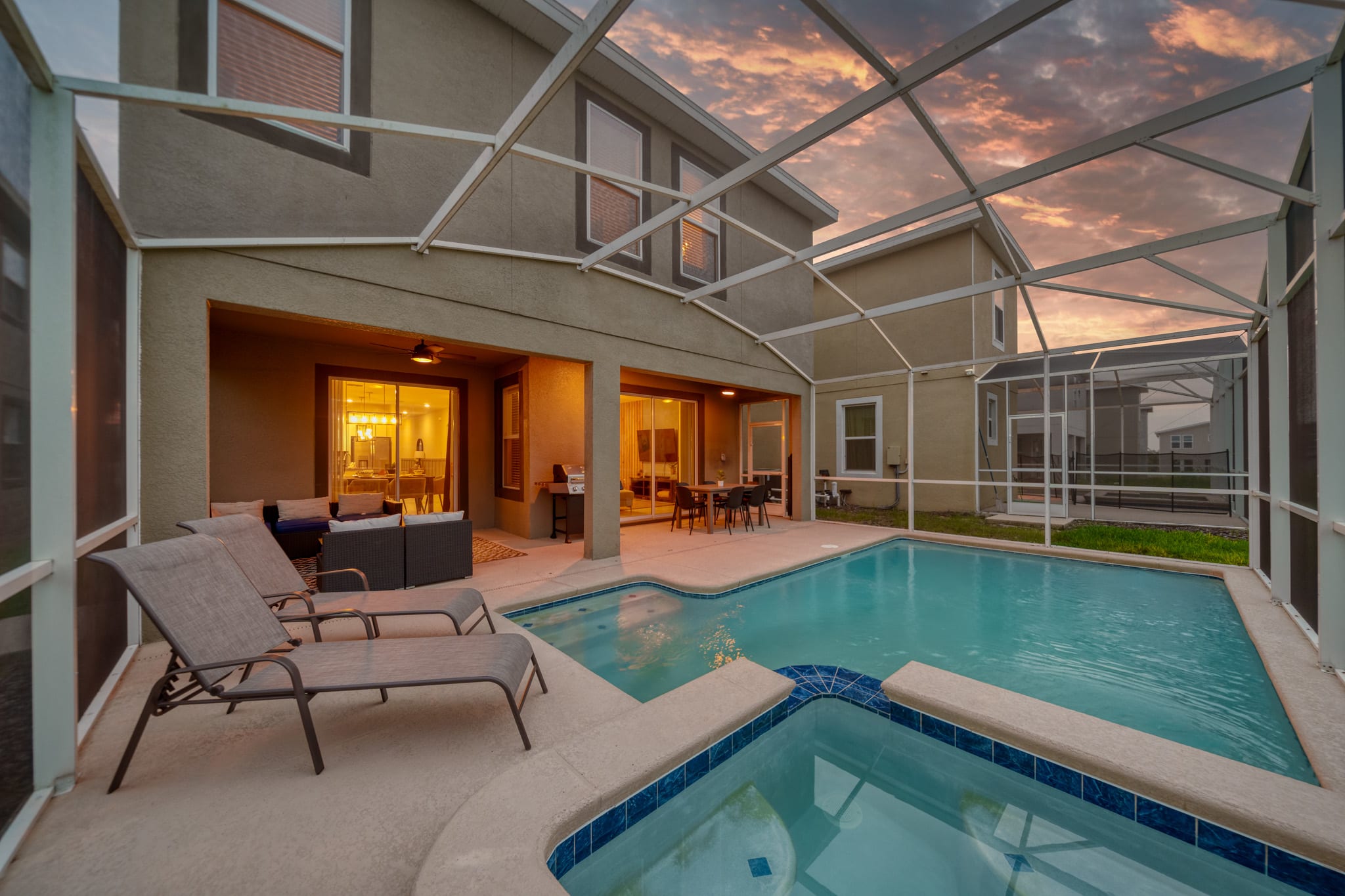Family villa w/pool & game room