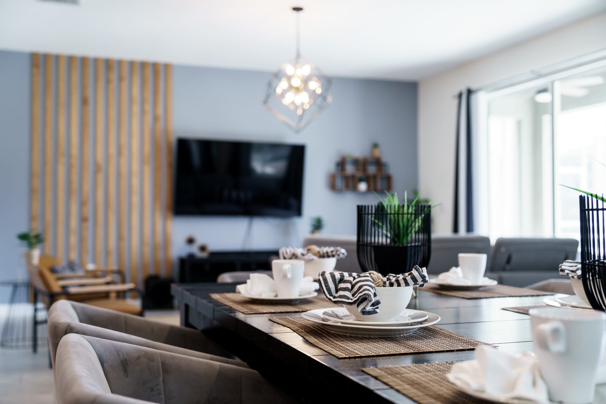 Family villa w/pool & game room