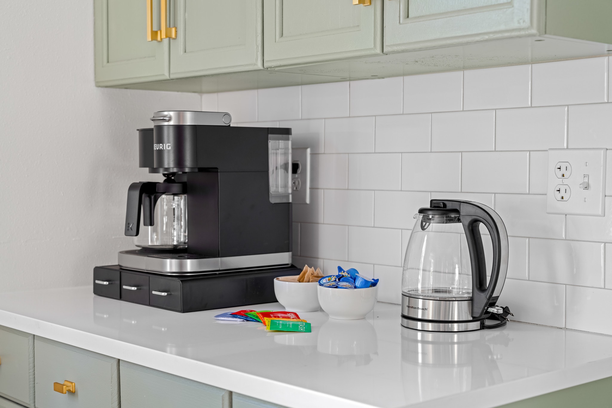 Remodeled home w/patio & fire pit