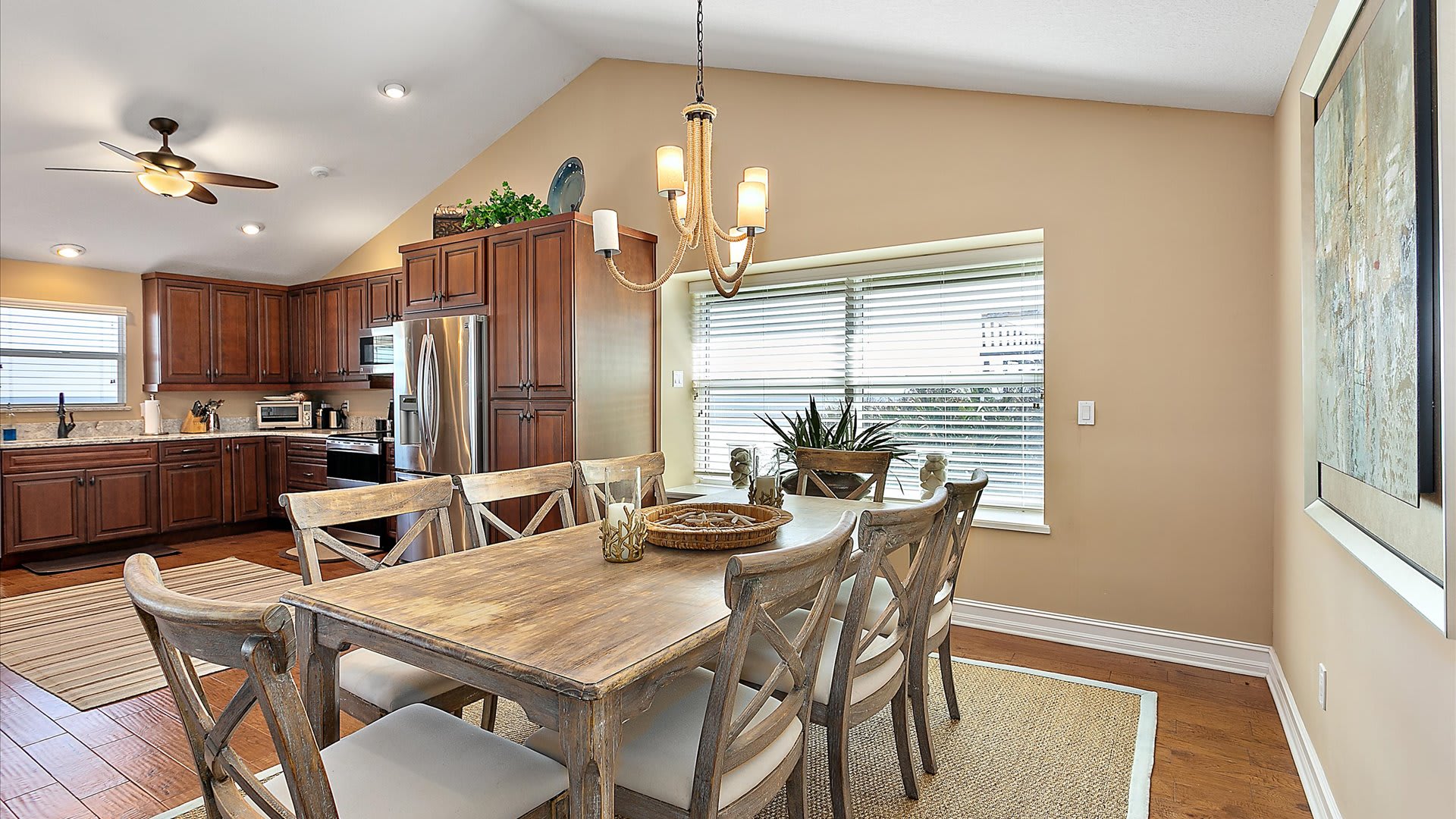 Tropical Sands | Wren Beach Rentals by Portoro