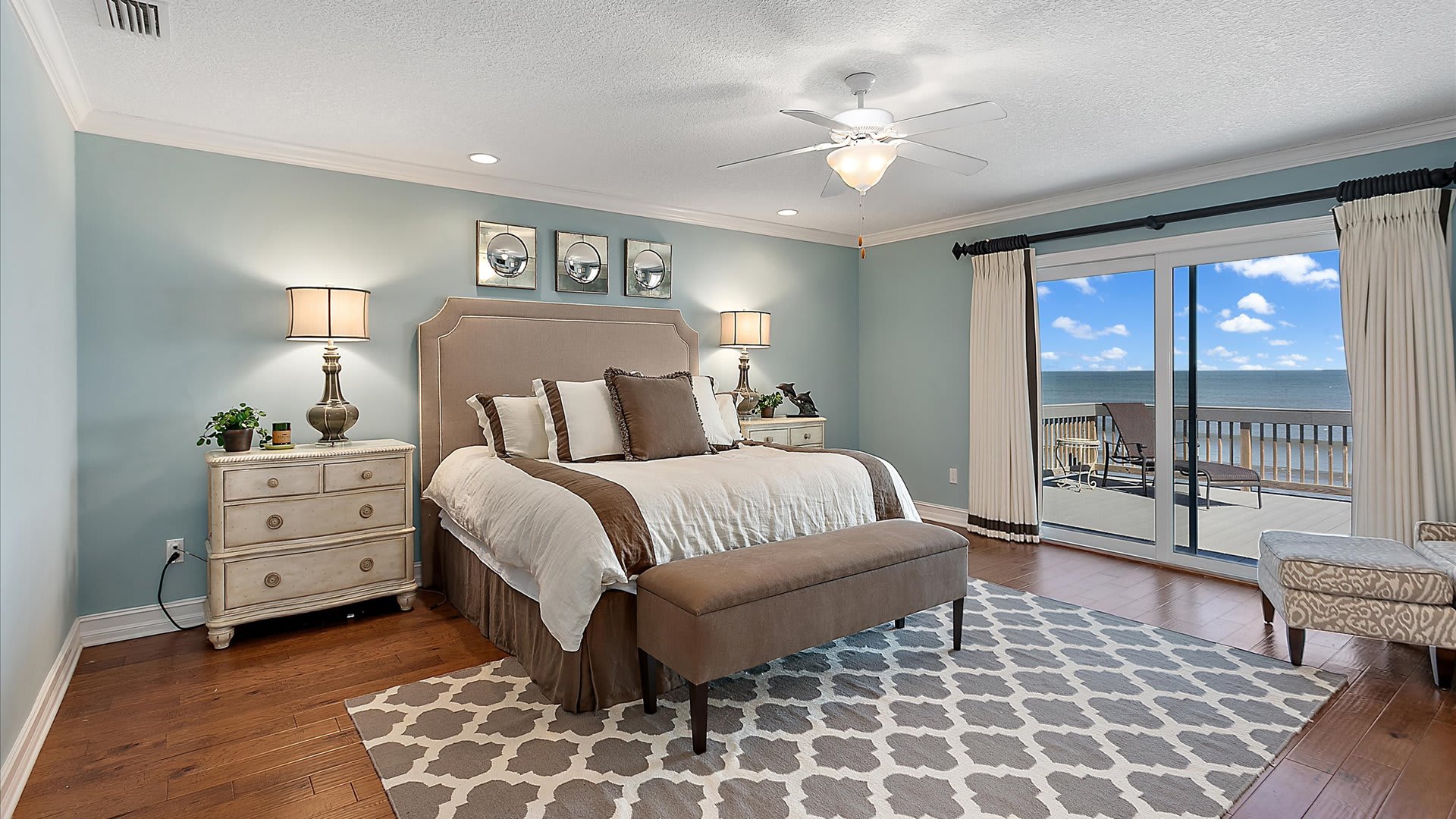 Tropical Sands | Wren Beach Rentals by Portoro