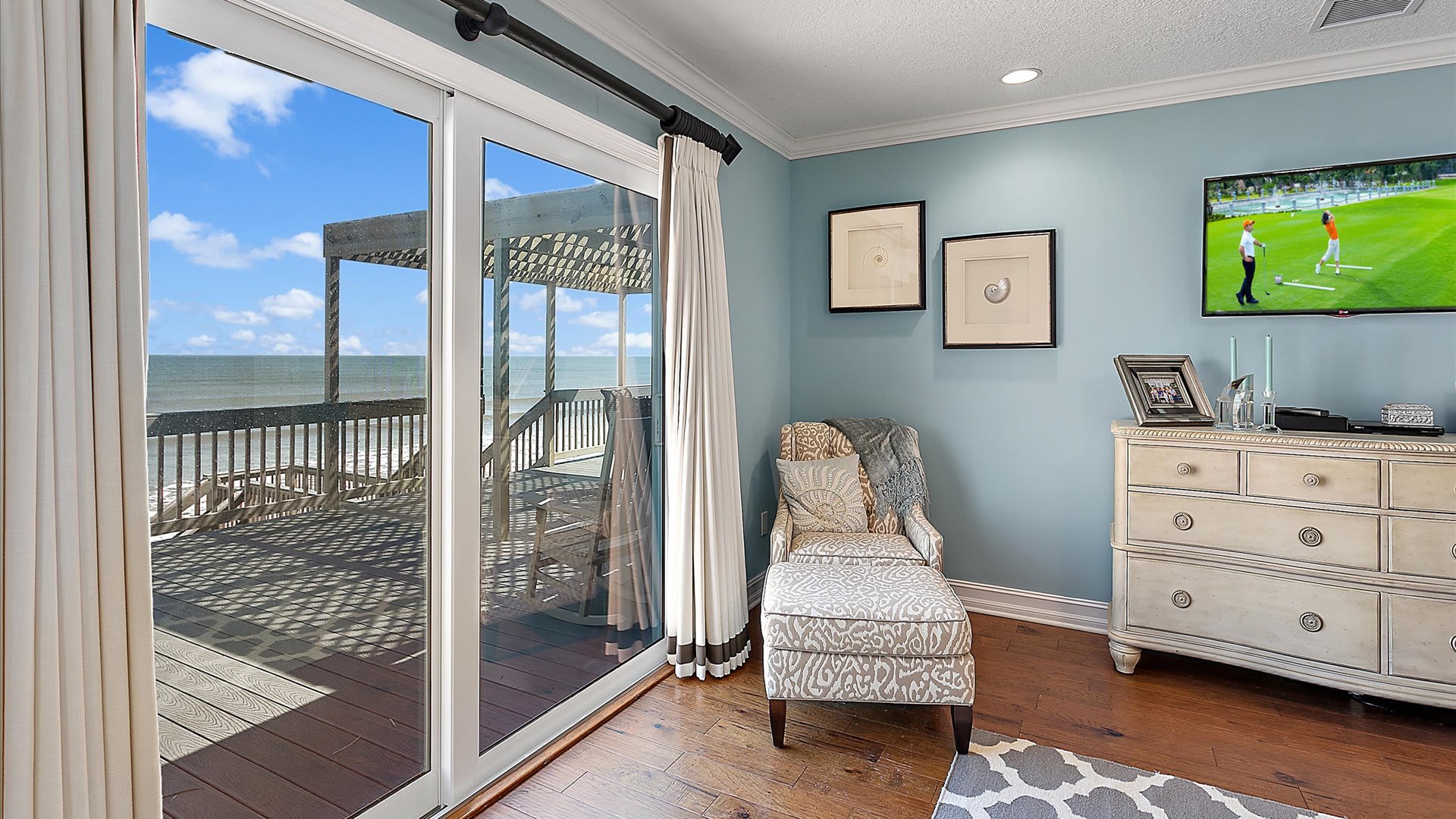 Tropical Sands | Wren Beach Rentals by Portoro