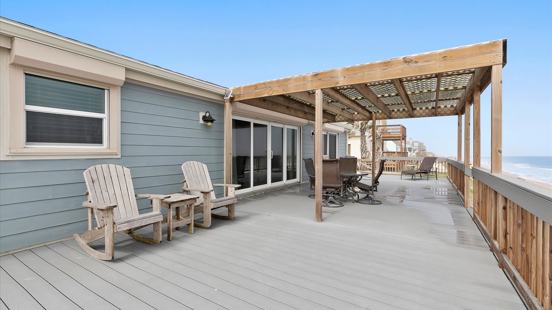 Tropical Sands | Wren Beach Rentals by Portoro