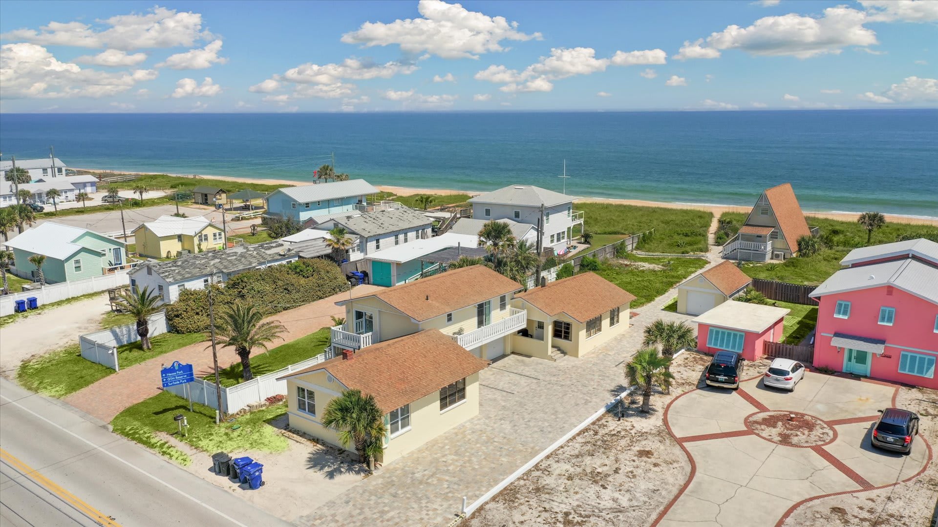 Captain's Fleet-Battened Hatches | Wren Beach Rent