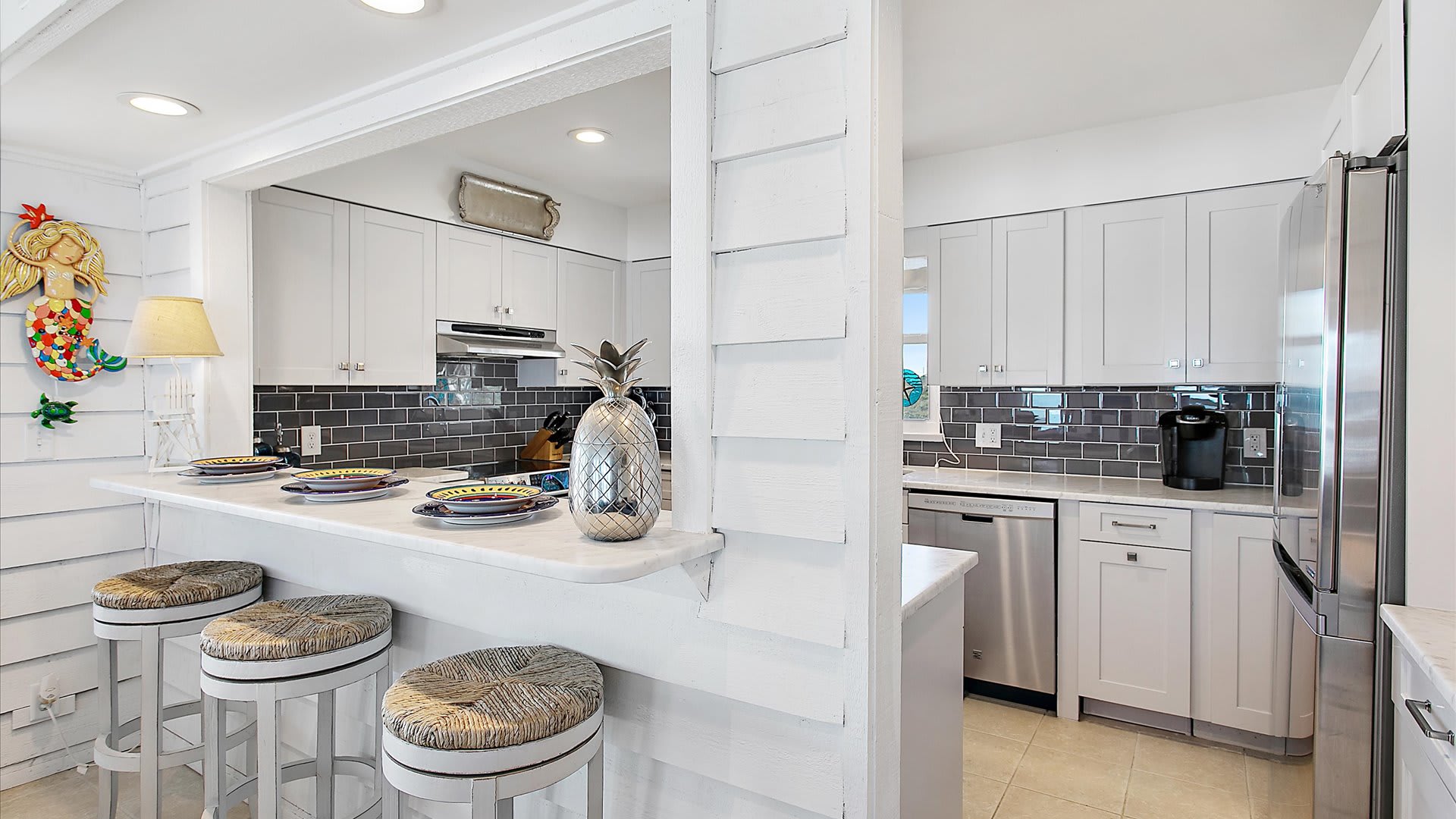 Island Time | Wren Beach Rentals by Portoro