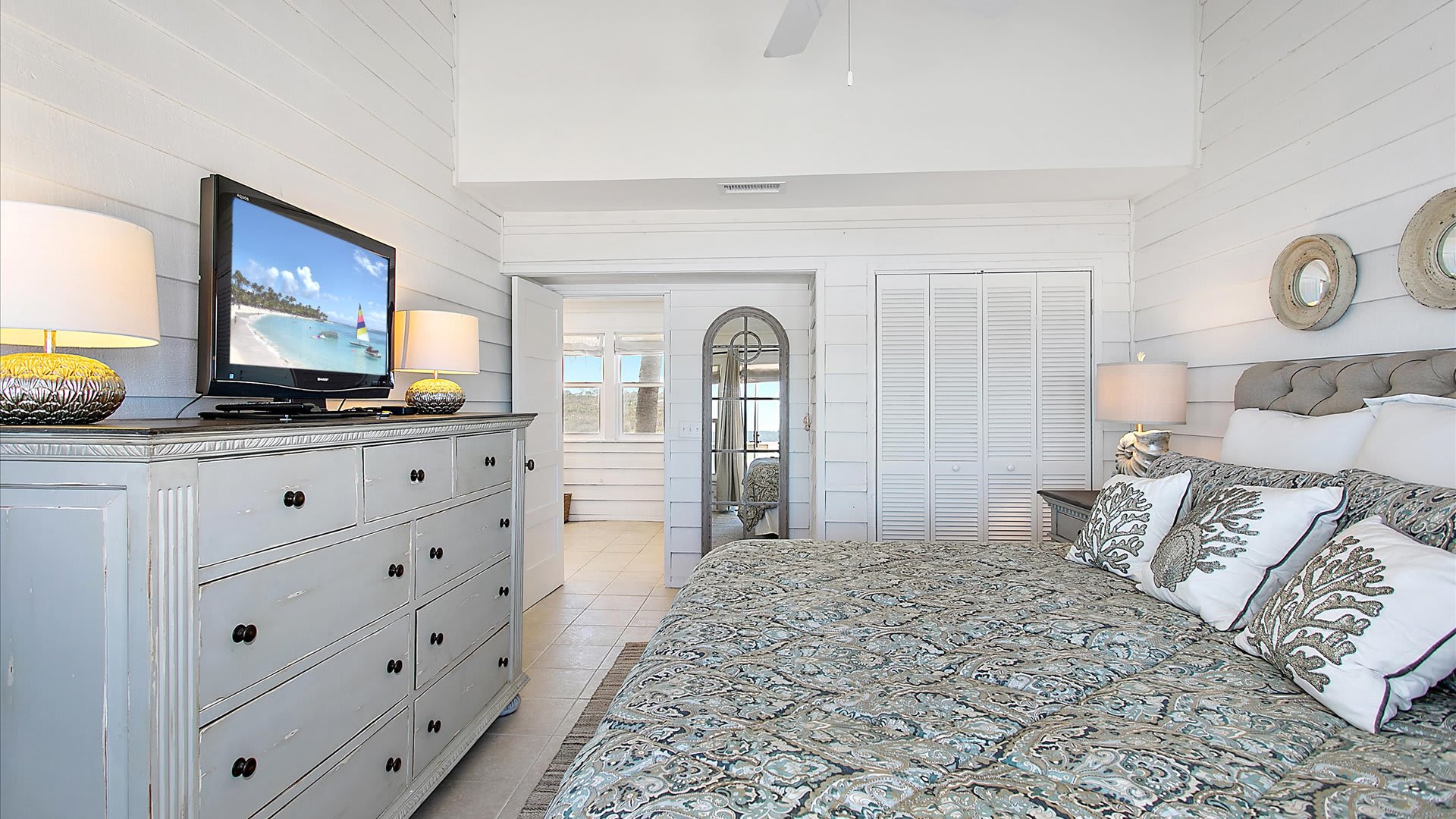 Island Time | Wren Beach Rentals by Portoro