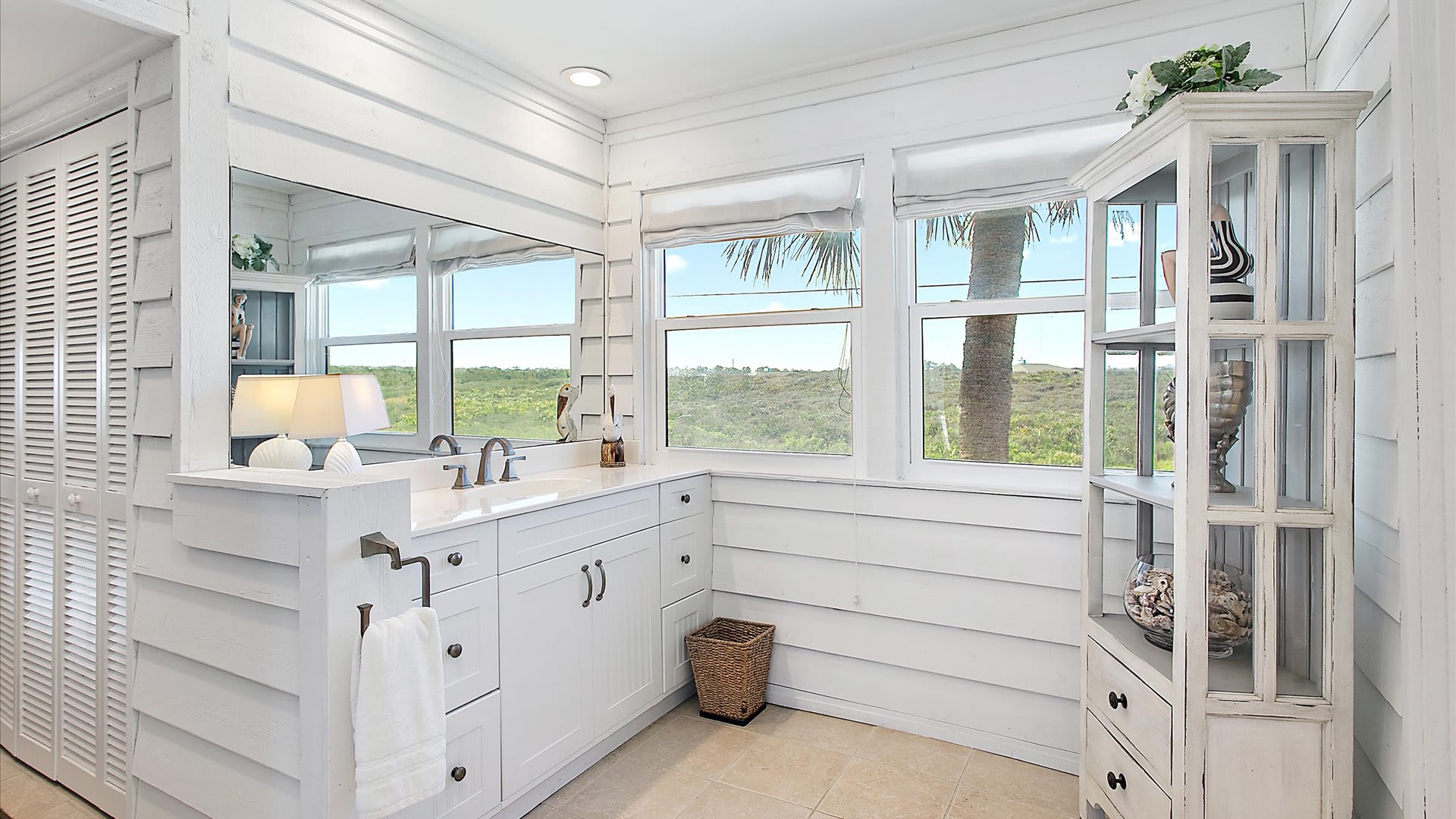 Island Time | Wren Beach Rentals by Portoro