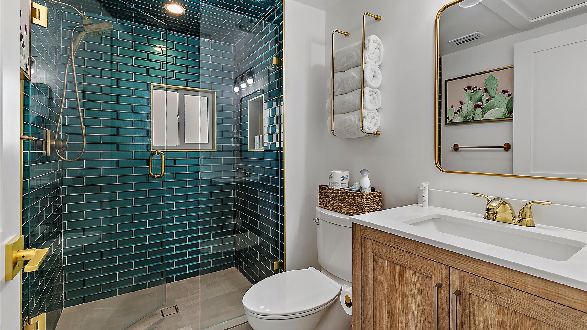 Seascape Cottage (Sol y Mar) | Wren Beach Rentals 