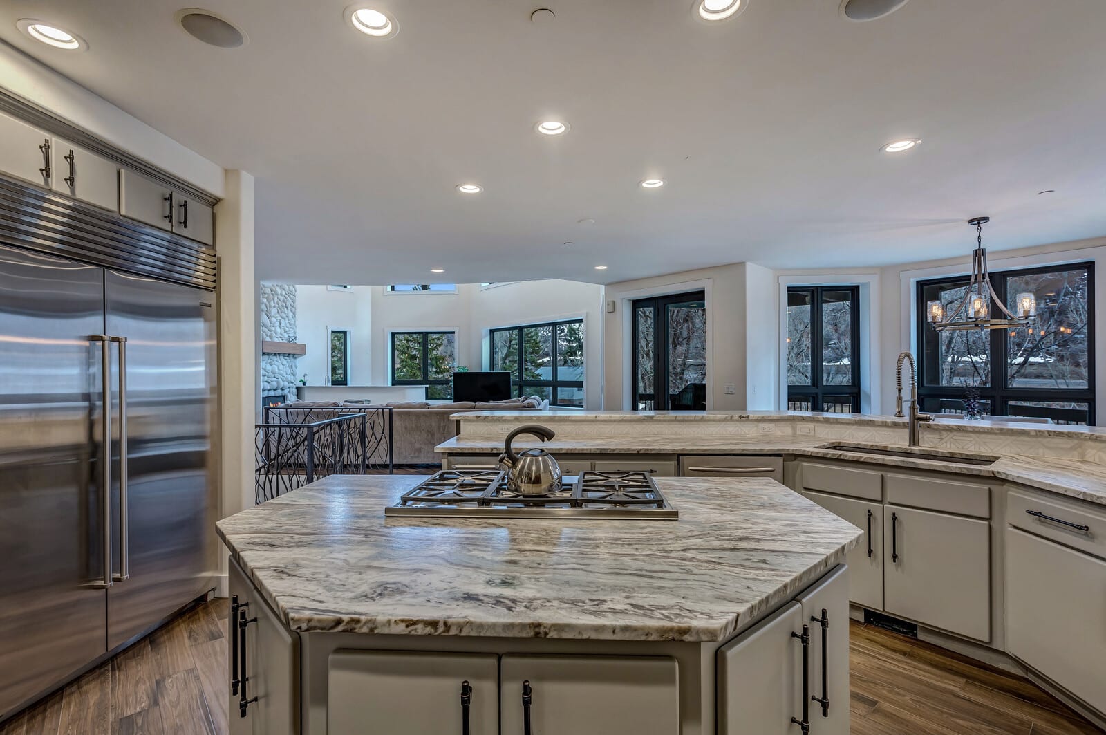 Mountain home w/riverfront & patio