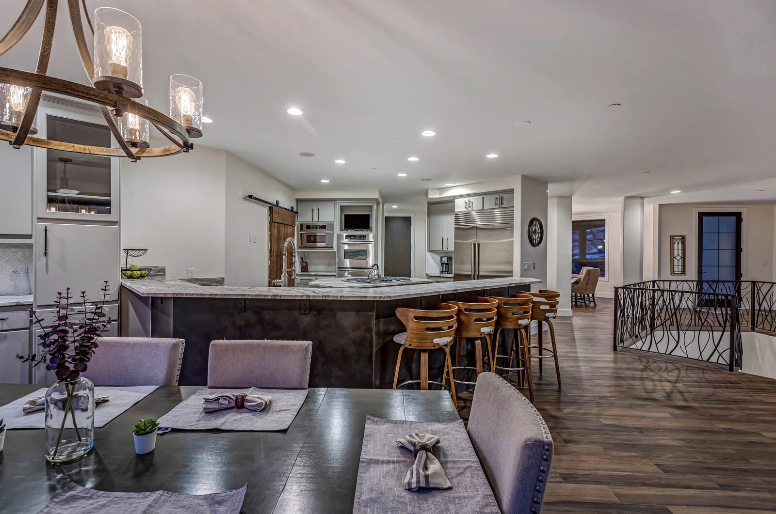 Mountain home w/riverfront & patio