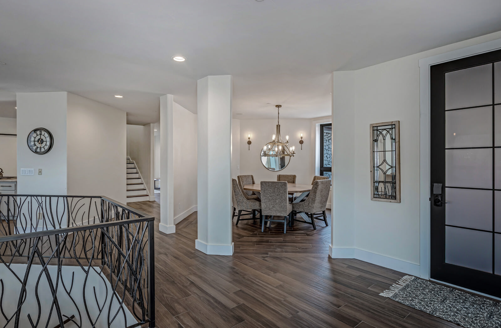 Mountain home w/riverfront & patio