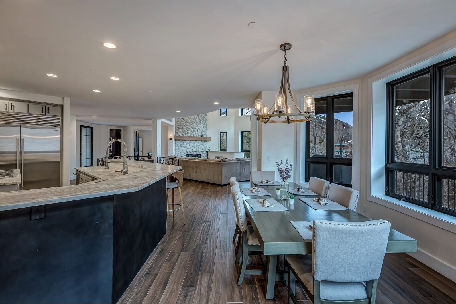 Mountain home w/riverfront & patio