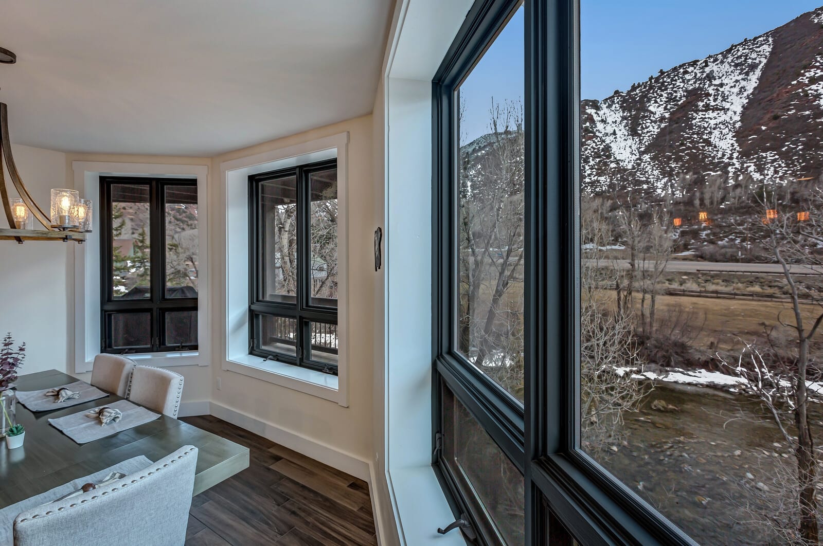 Mountain home w/riverfront & patio