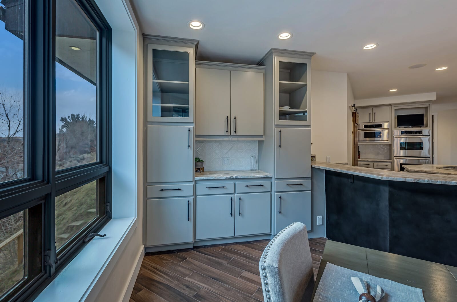 Mountain home w/riverfront & patio