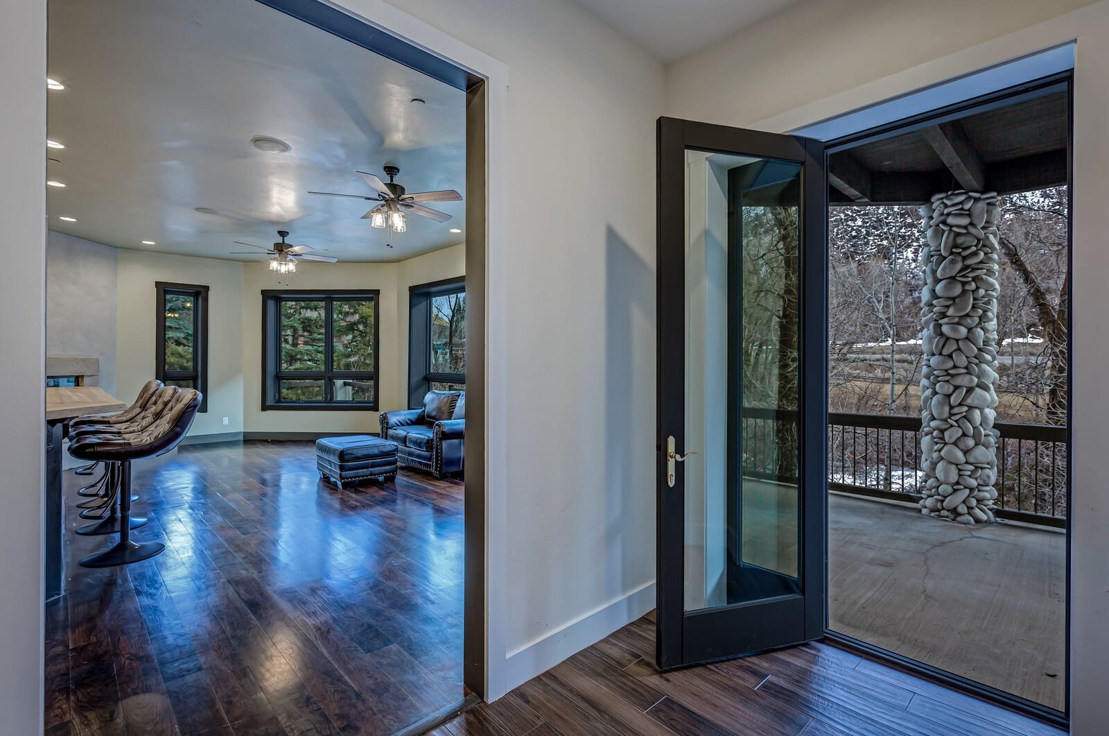 Mountain home w/riverfront & patio