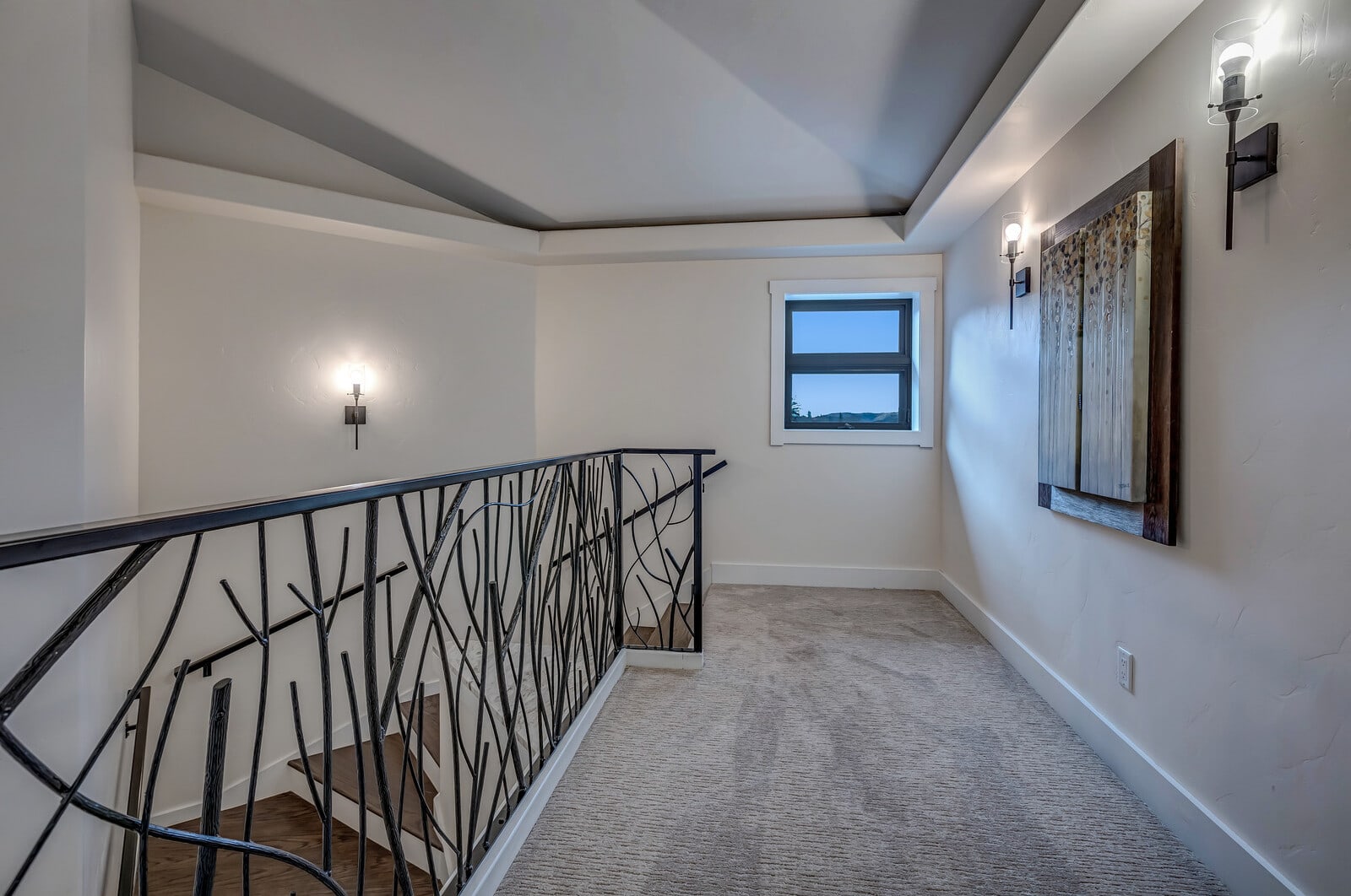 Mountain home w/riverfront & patio