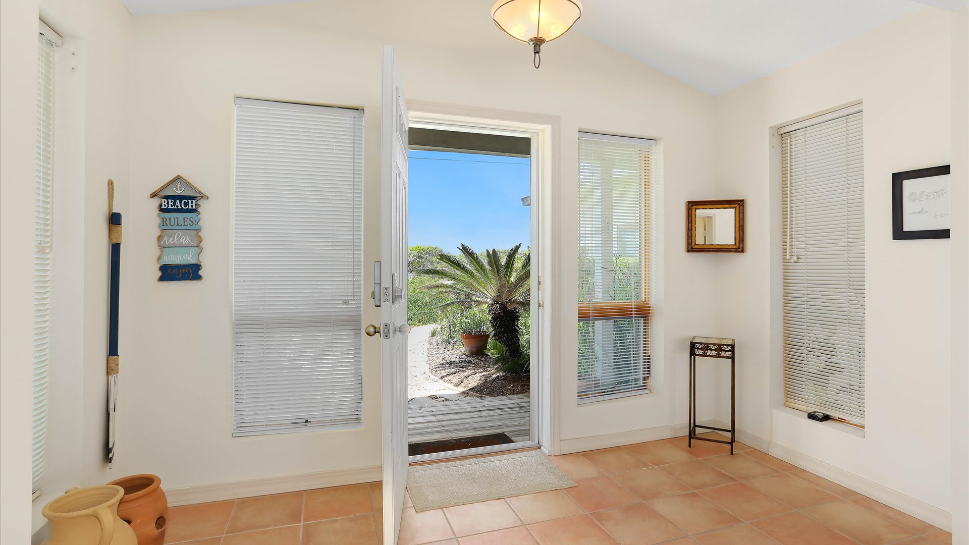 Seven Palms | Wren Beach Rentals by Portoro