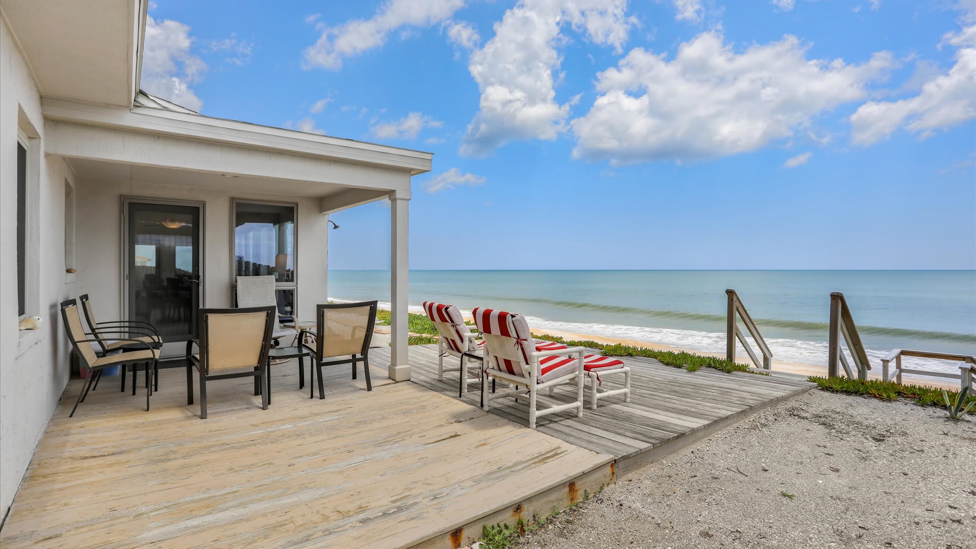 Seven Palms | Wren Beach Rentals by Portoro