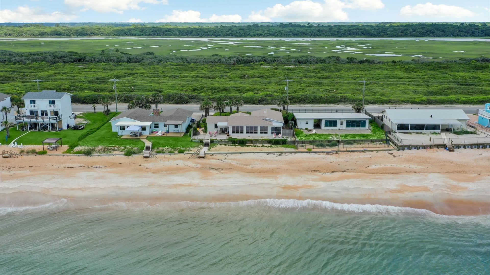 Seven Palms | Wren Beach Rentals by Portoro