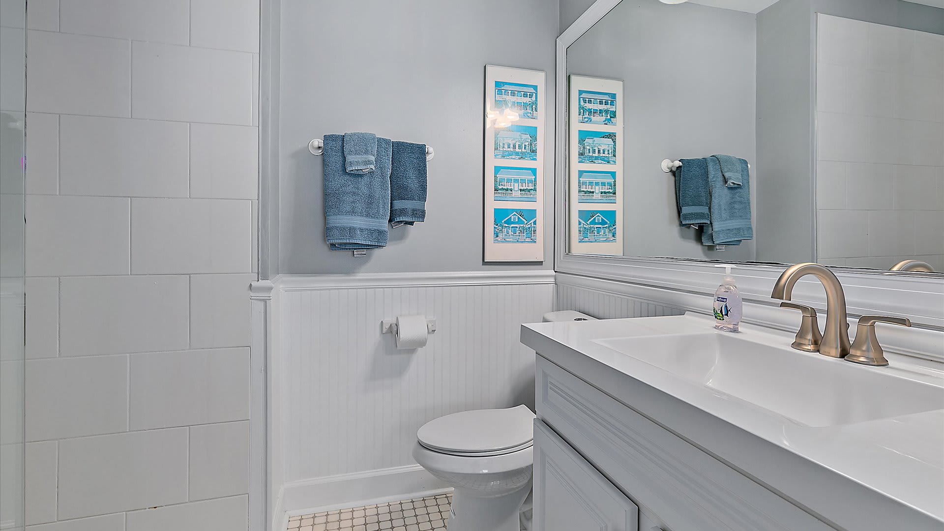 Sandpiper's Nest | Wren Beach Rentals by Portoro