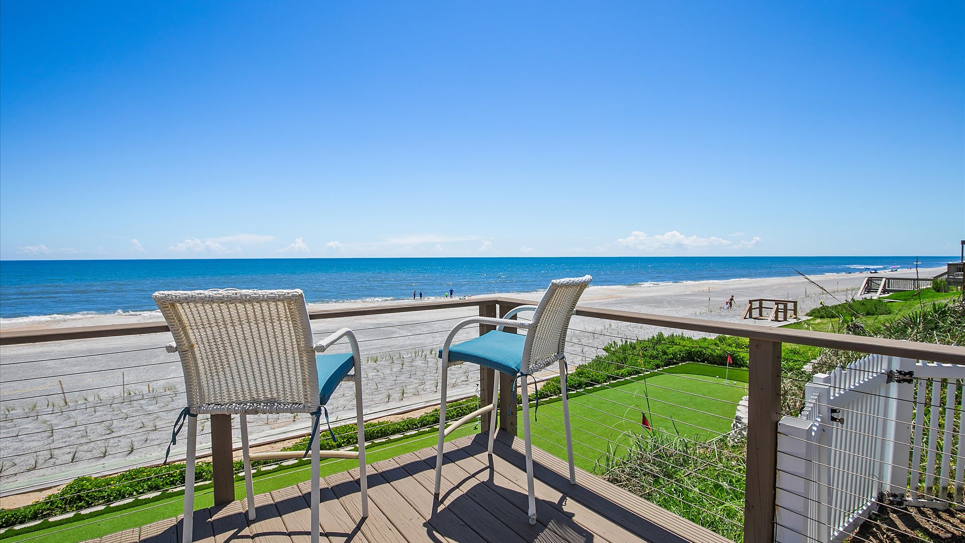Sandpiper's Nest | Wren Beach Rentals by Portoro