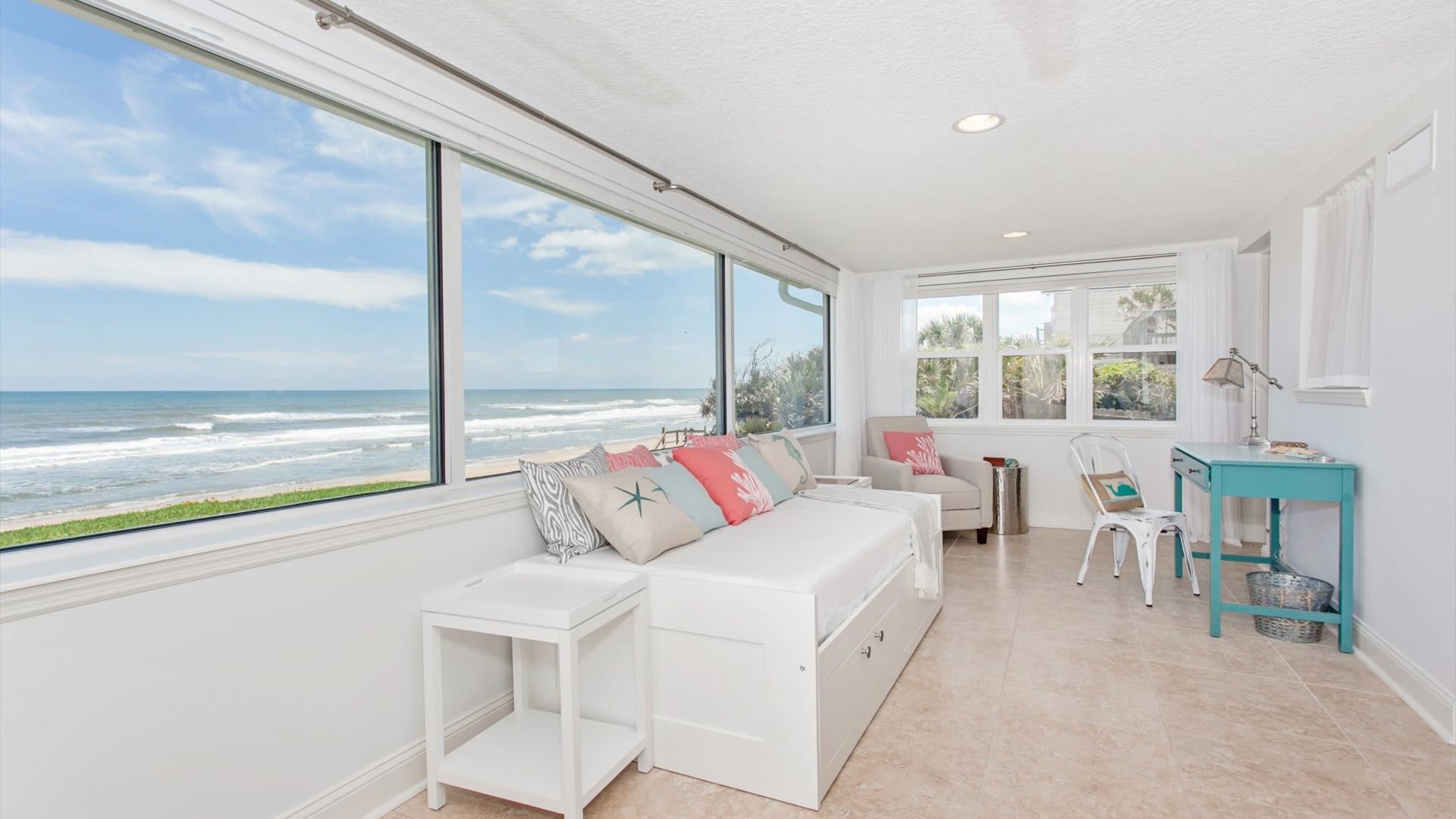 Driftwood | Wren Beach Rentals by Portoro