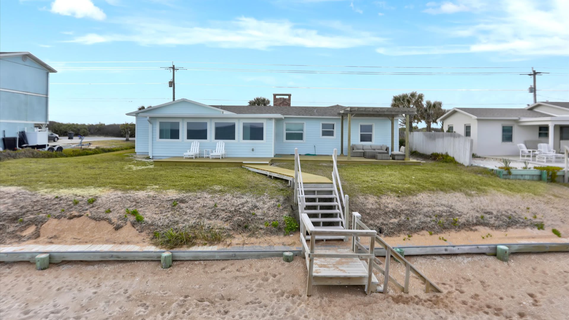 Driftwood | Wren Beach Rentals by Portoro