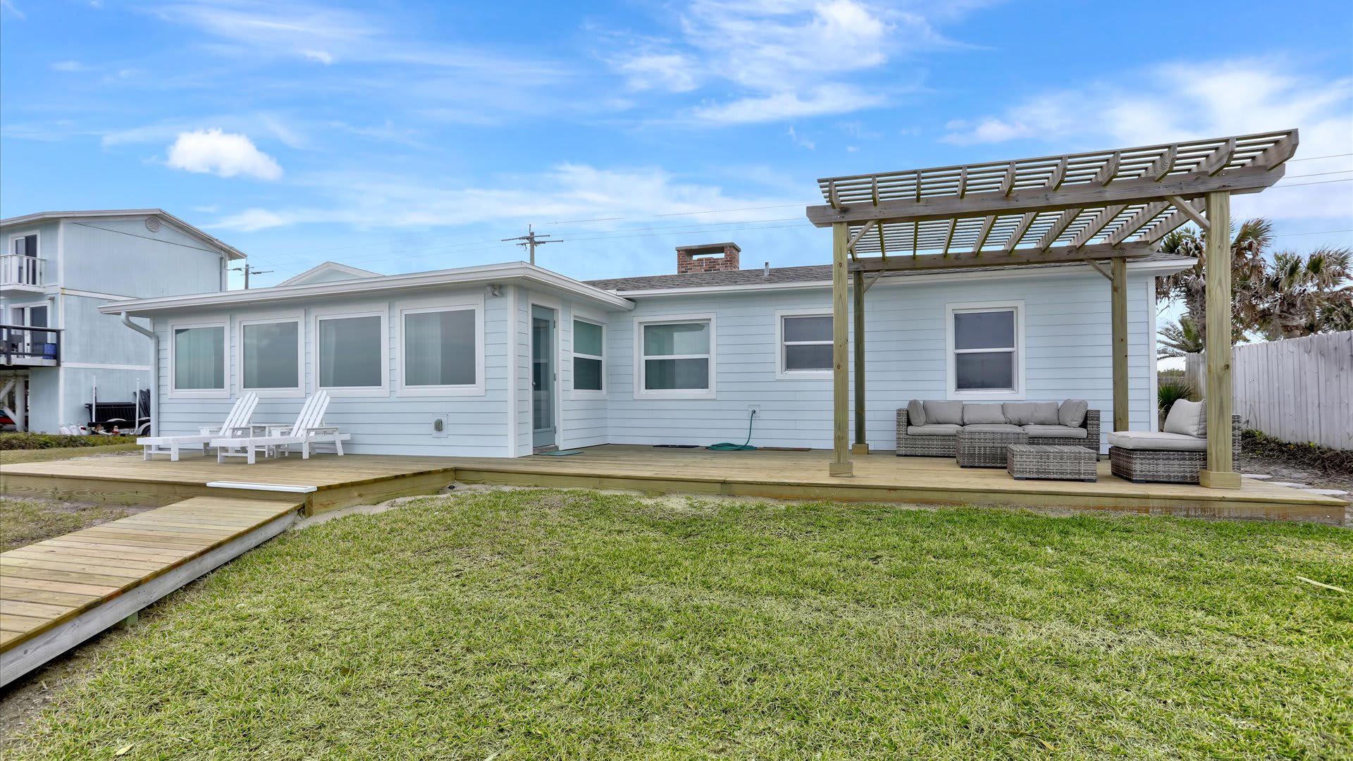 Driftwood | Wren Beach Rentals by Portoro