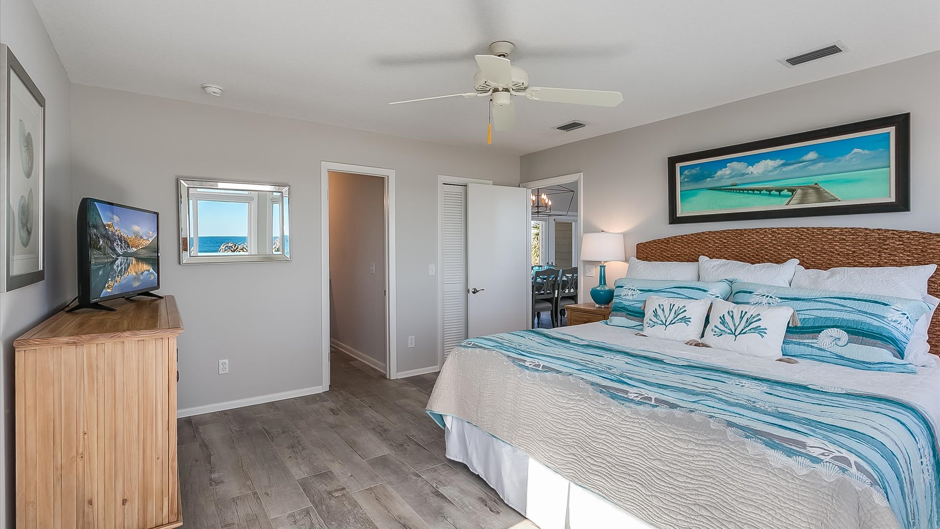 Sandy Shores | Wren Beach Rentals by Portoro