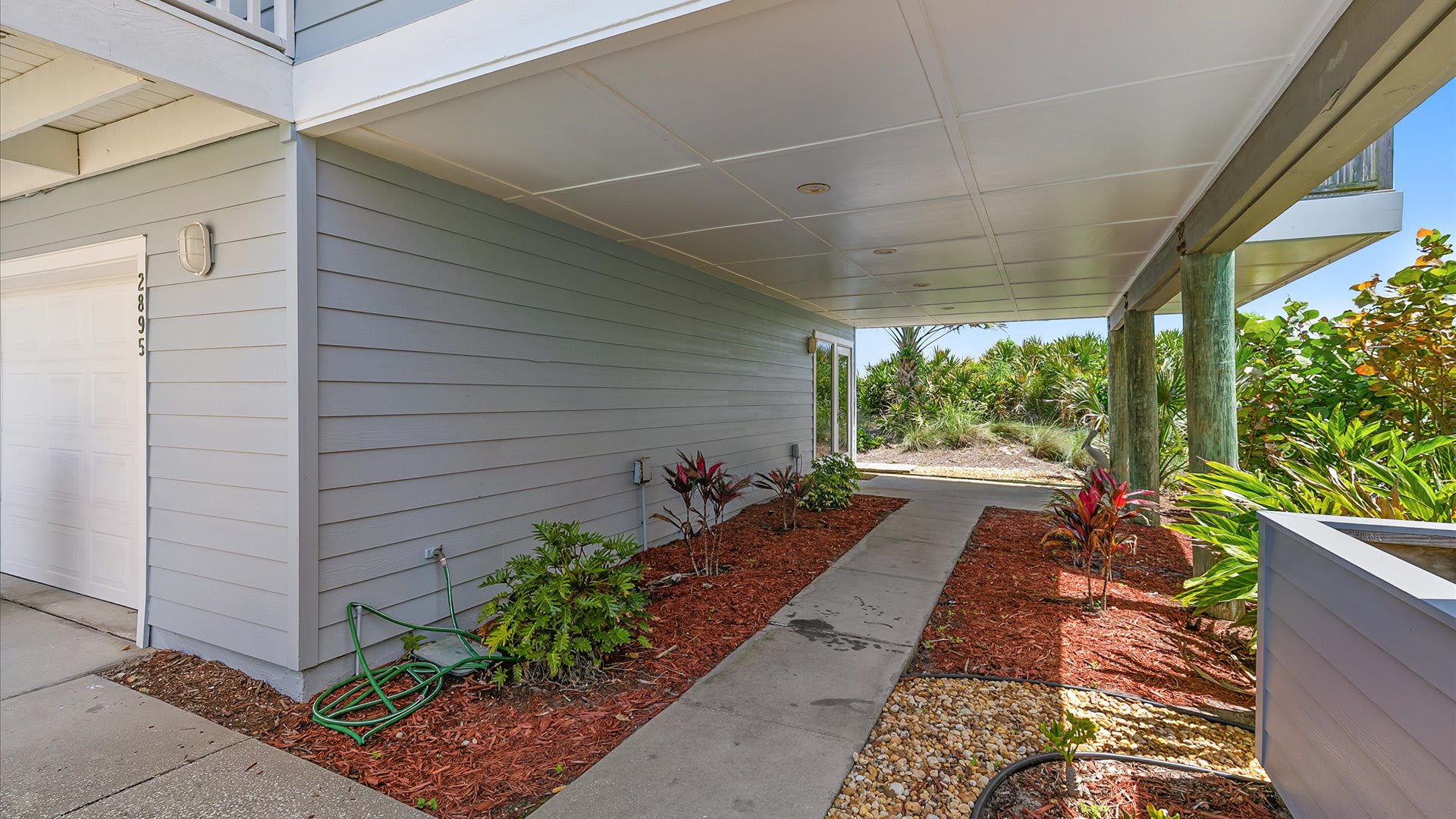 Sandy Shores | Wren Beach Rentals by Portoro