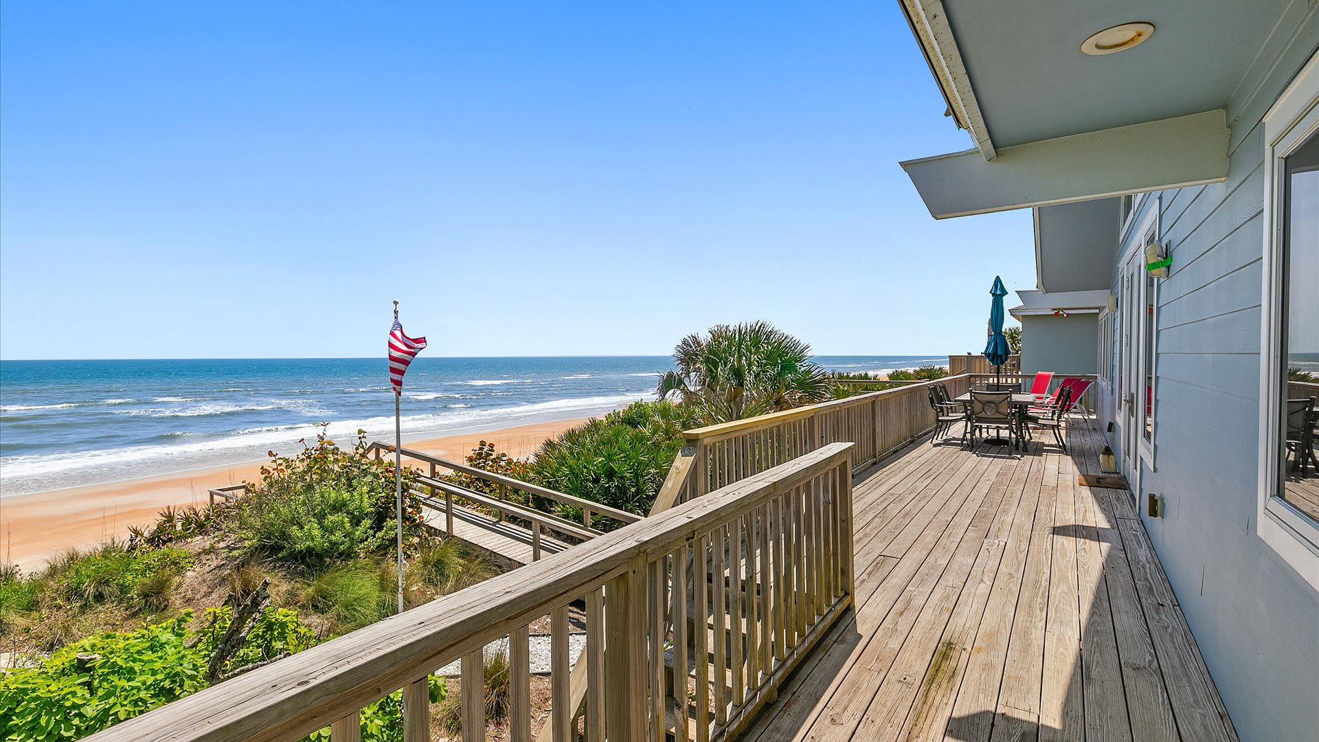 Sandy Shores | Wren Beach Rentals by Portoro
