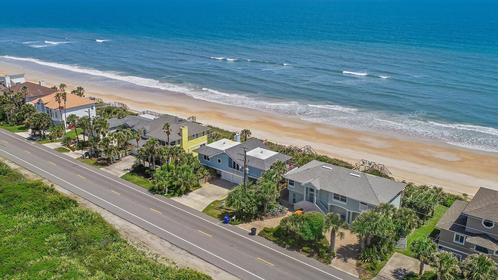 Sandy Shores | Wren Beach Rentals by Portoro