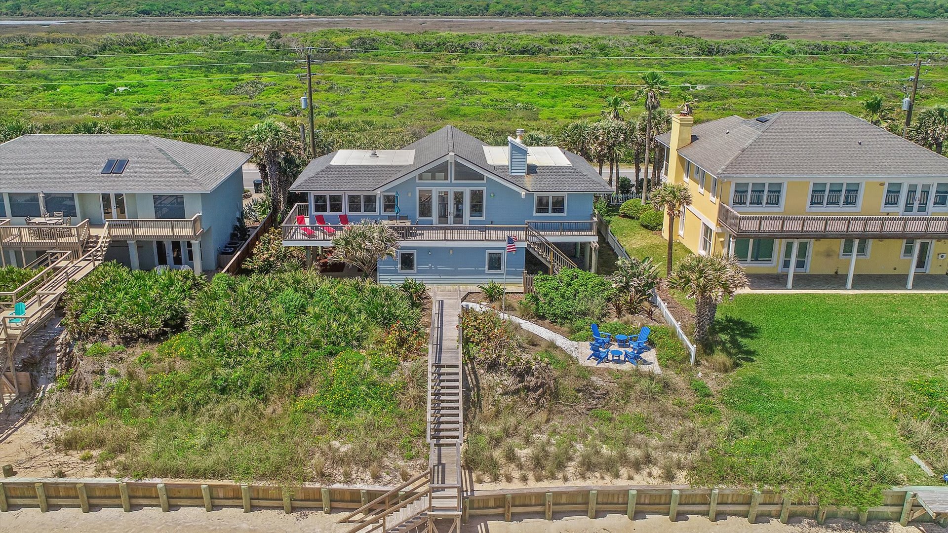 Sandy Shores | Wren Beach Rentals by Portoro