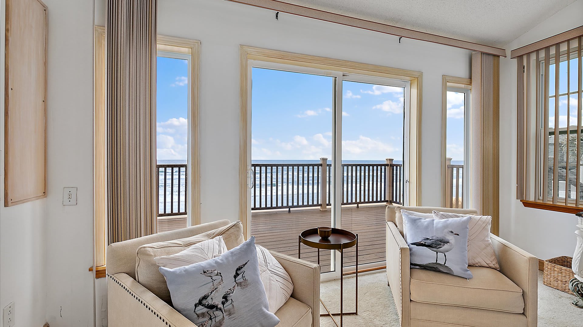 Foxy's Retreat | Wren Beach Rentals by Portoro