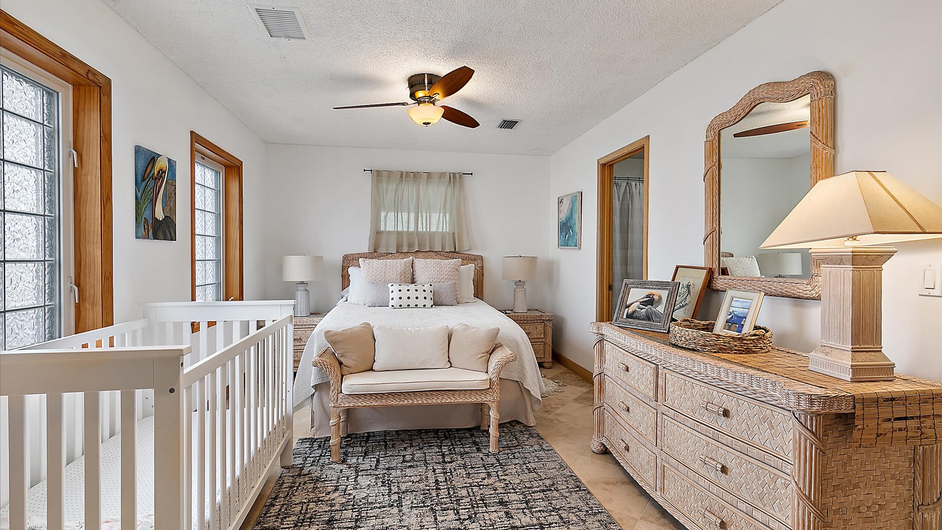 Foxy's Retreat | Wren Beach Rentals by Portoro