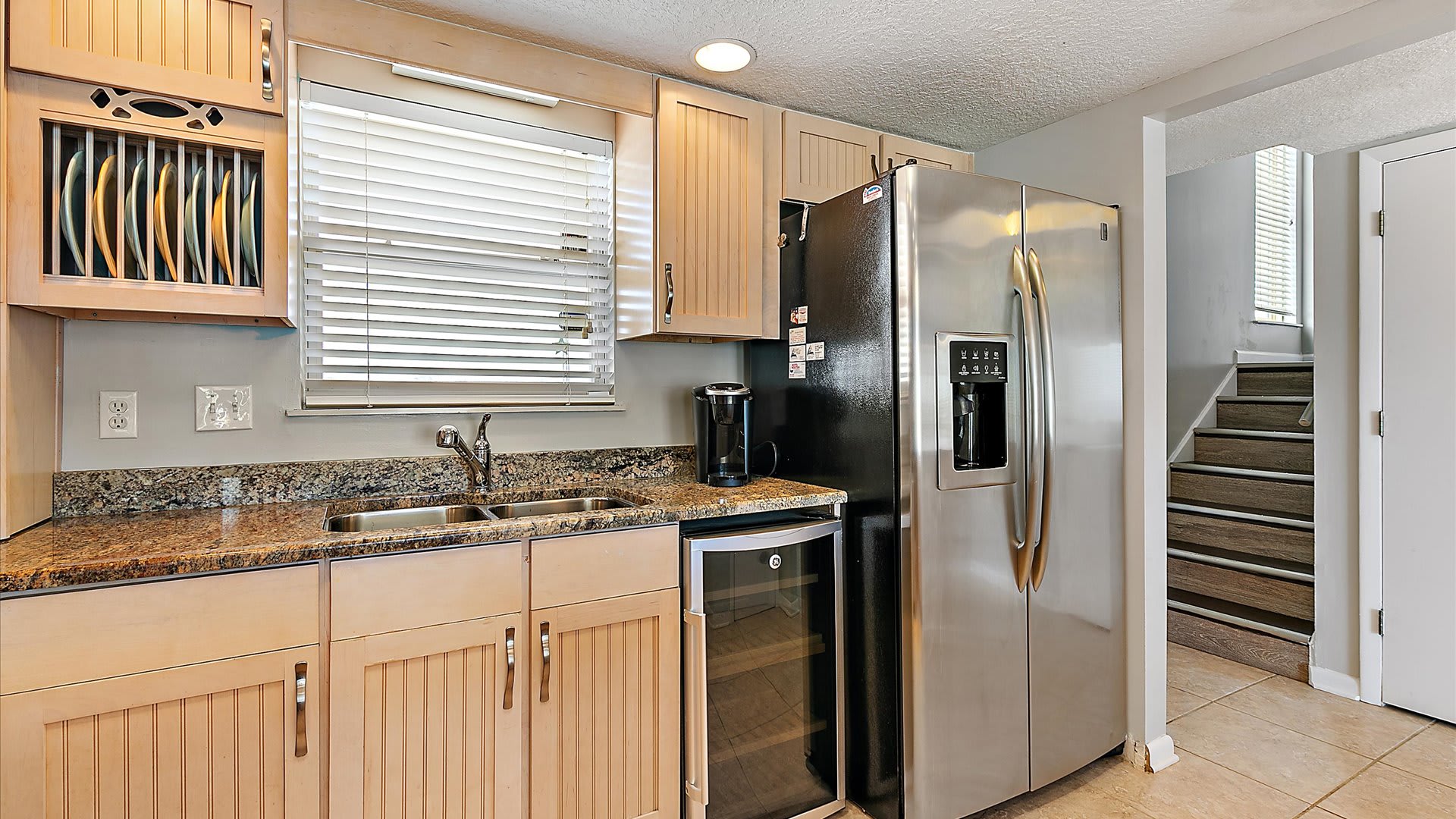Summer Breeze | Wren Beach Rentals by Portoro