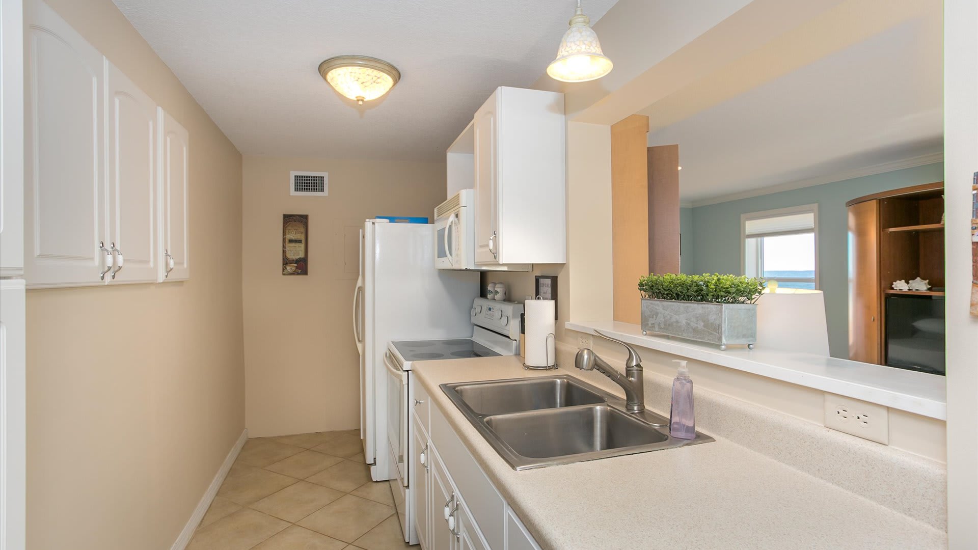 Seaside Sanctuary | Wren Beach Rentals by Portoro