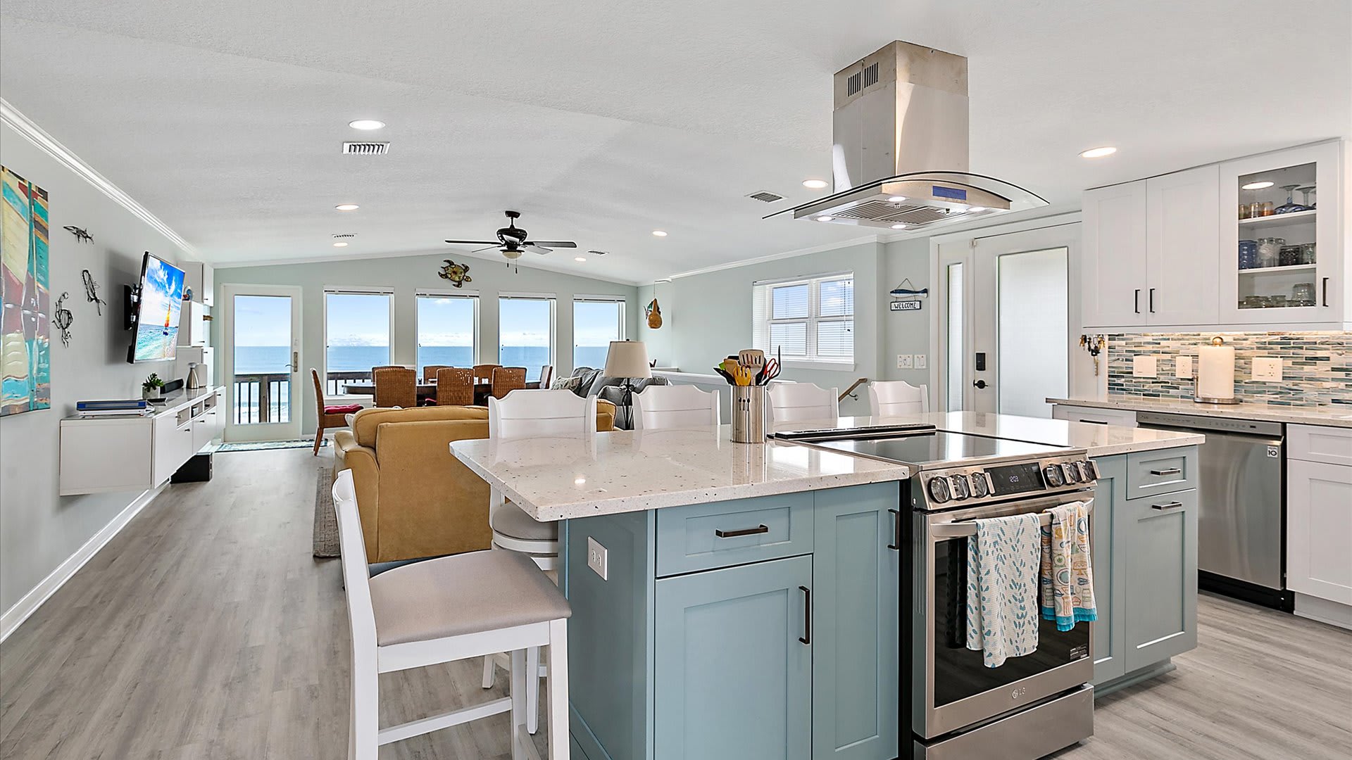 Ocean Sunrise | Wren Beach Rentals by Portoro