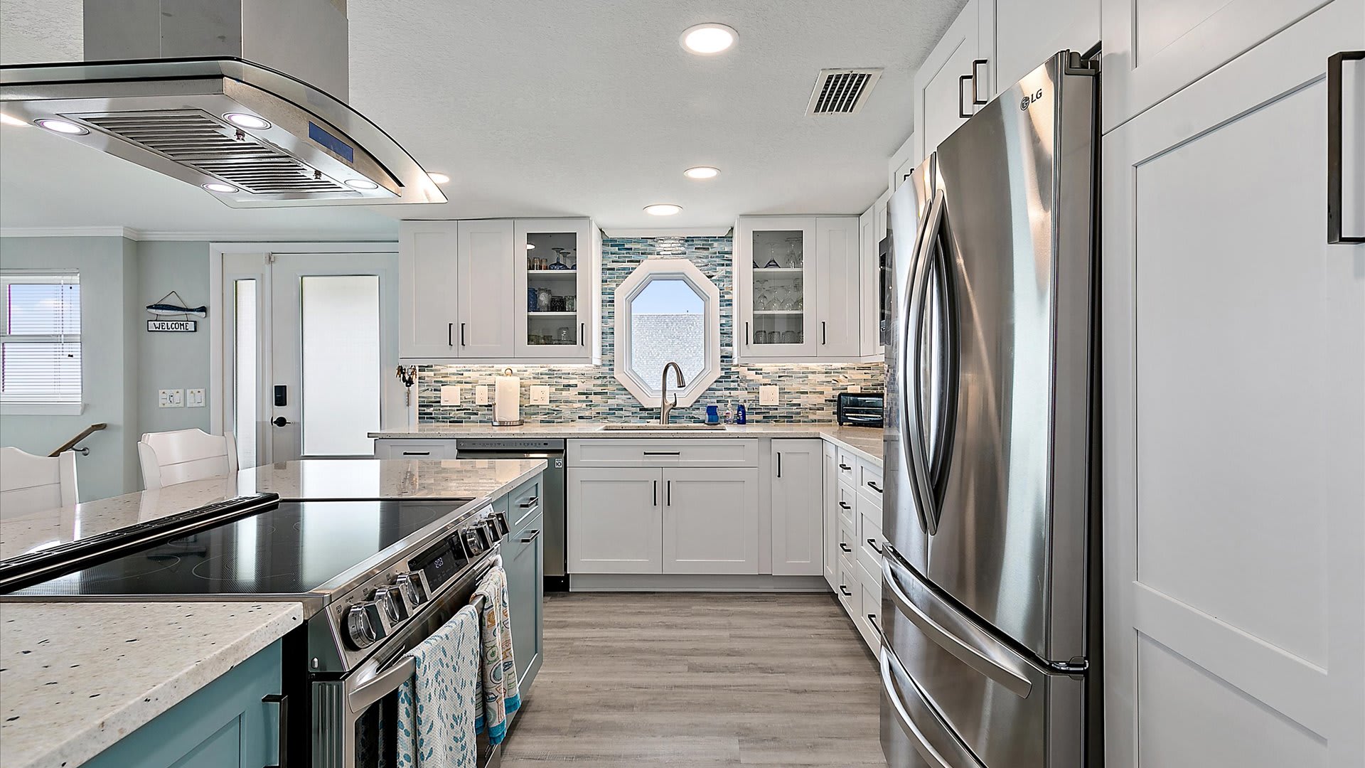 Ocean Sunrise | Wren Beach Rentals by Portoro