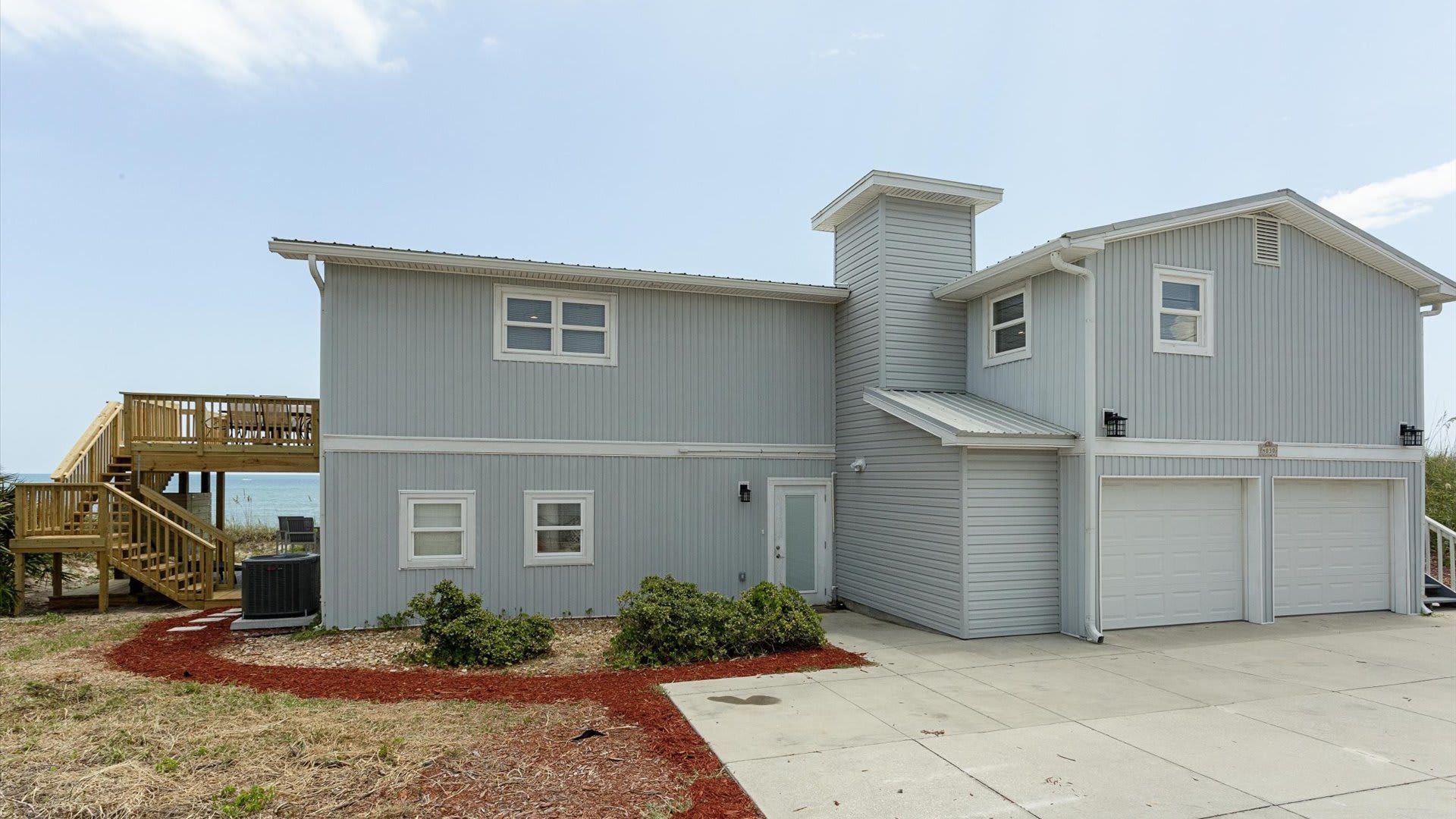 Ocean Sunrise | Wren Beach Rentals by Portoro