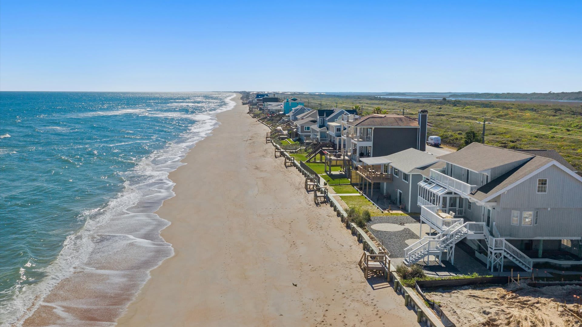 Southern Charm | Wren Beach Rentals by Portoro