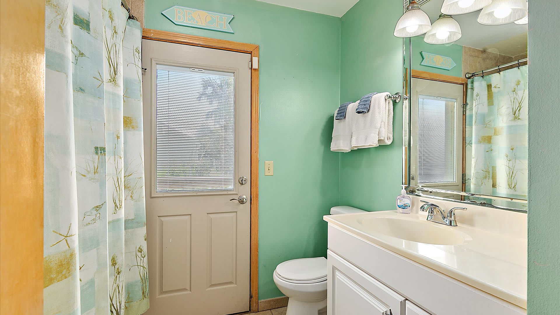 Sea Glass | Wren Beach Rentals by Portoro