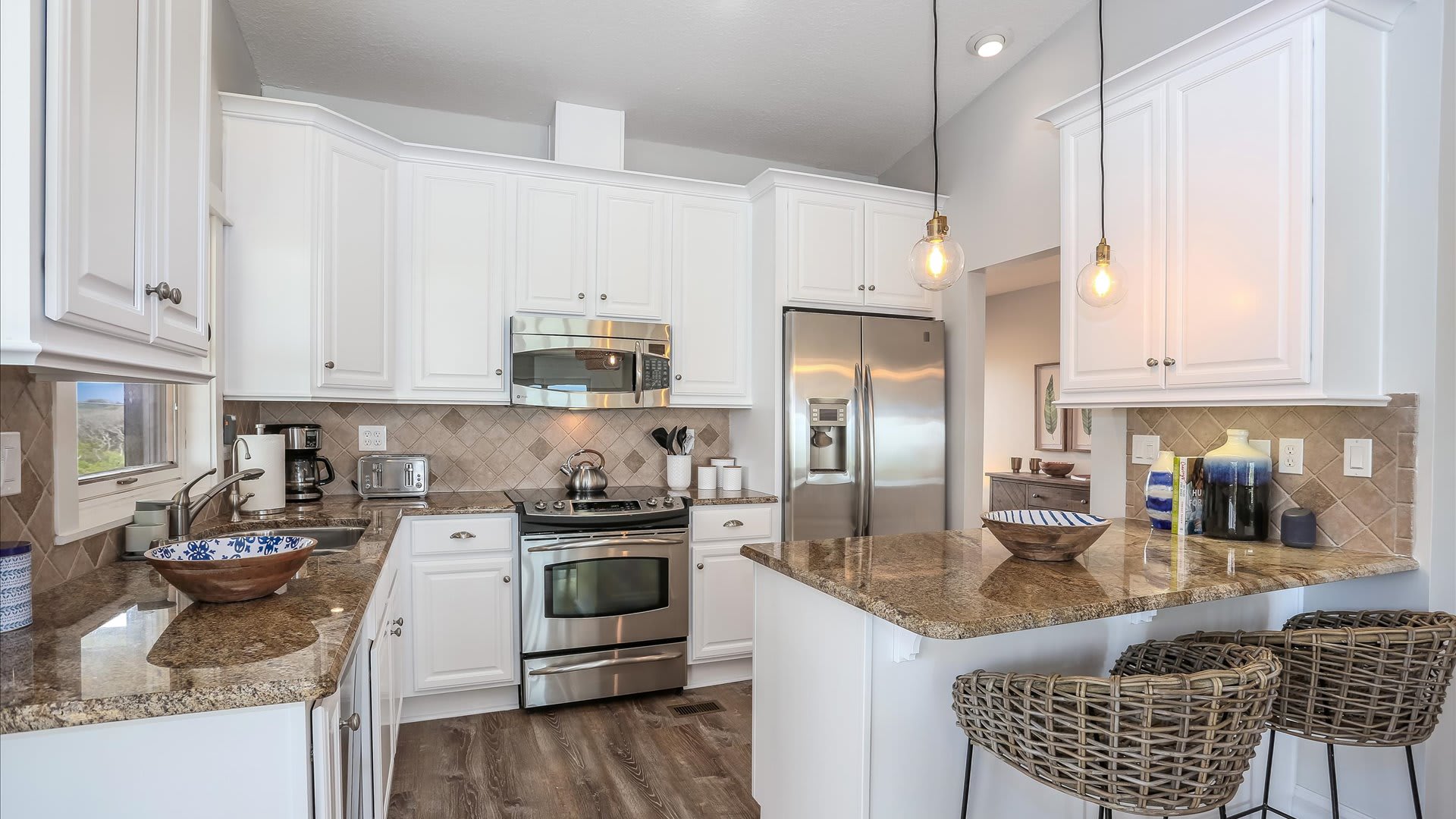 Sunrise-Sunset | Wren Beach Rentals by Portoro