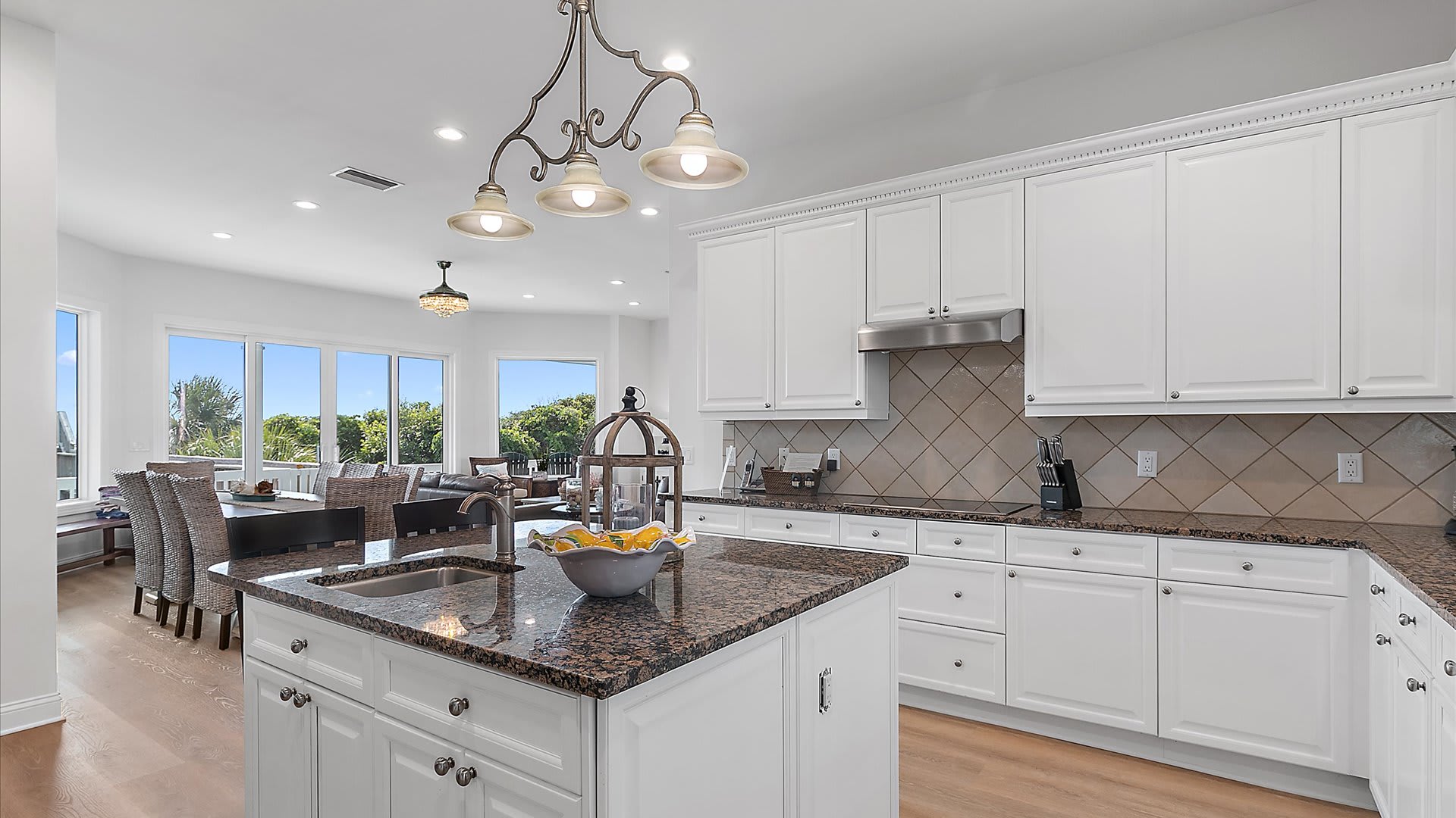 Seawatch | Wren Beach Rentals by Portoro